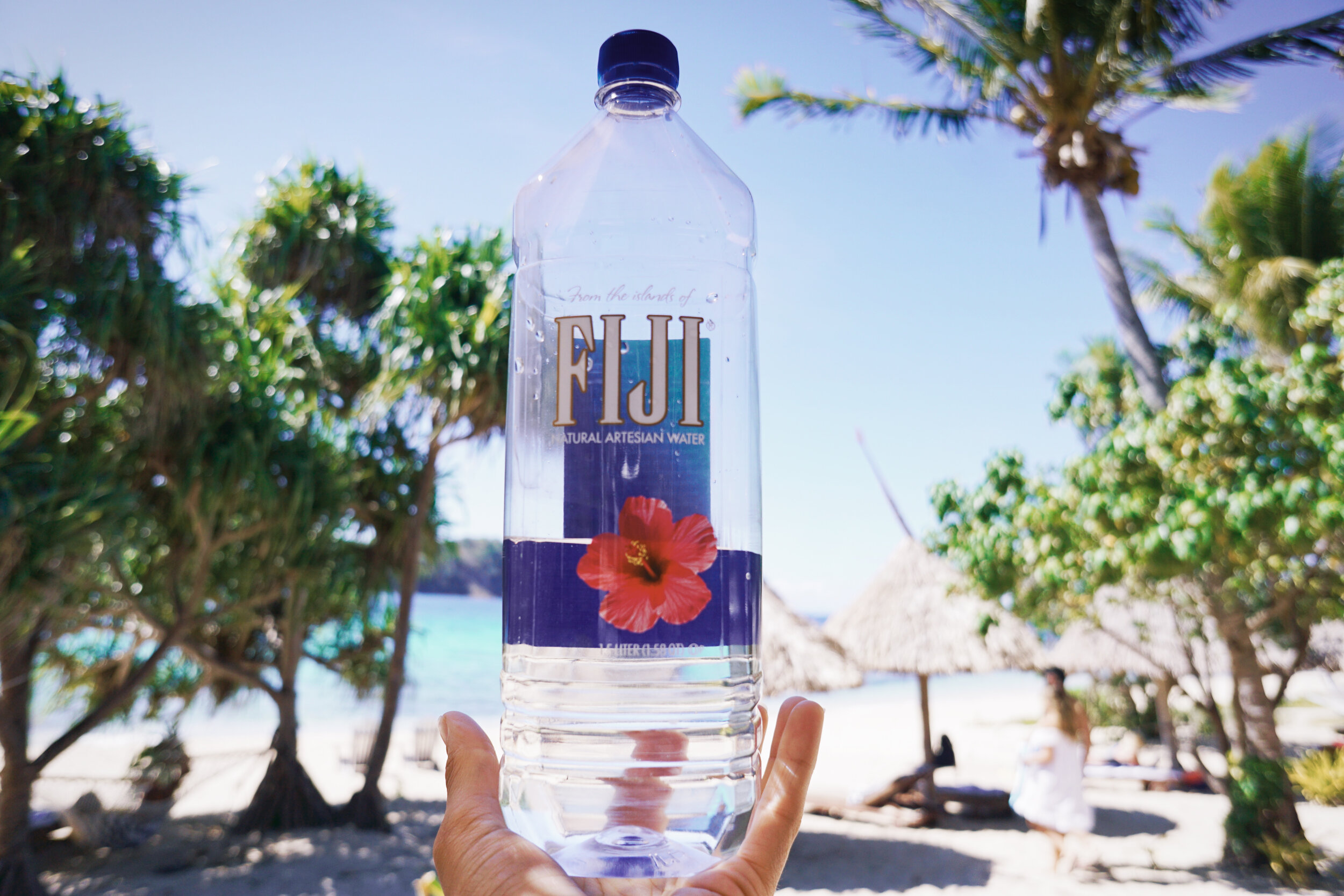 FAMILEE Travel_Oceania_FIJI_cold water on beach.jpg