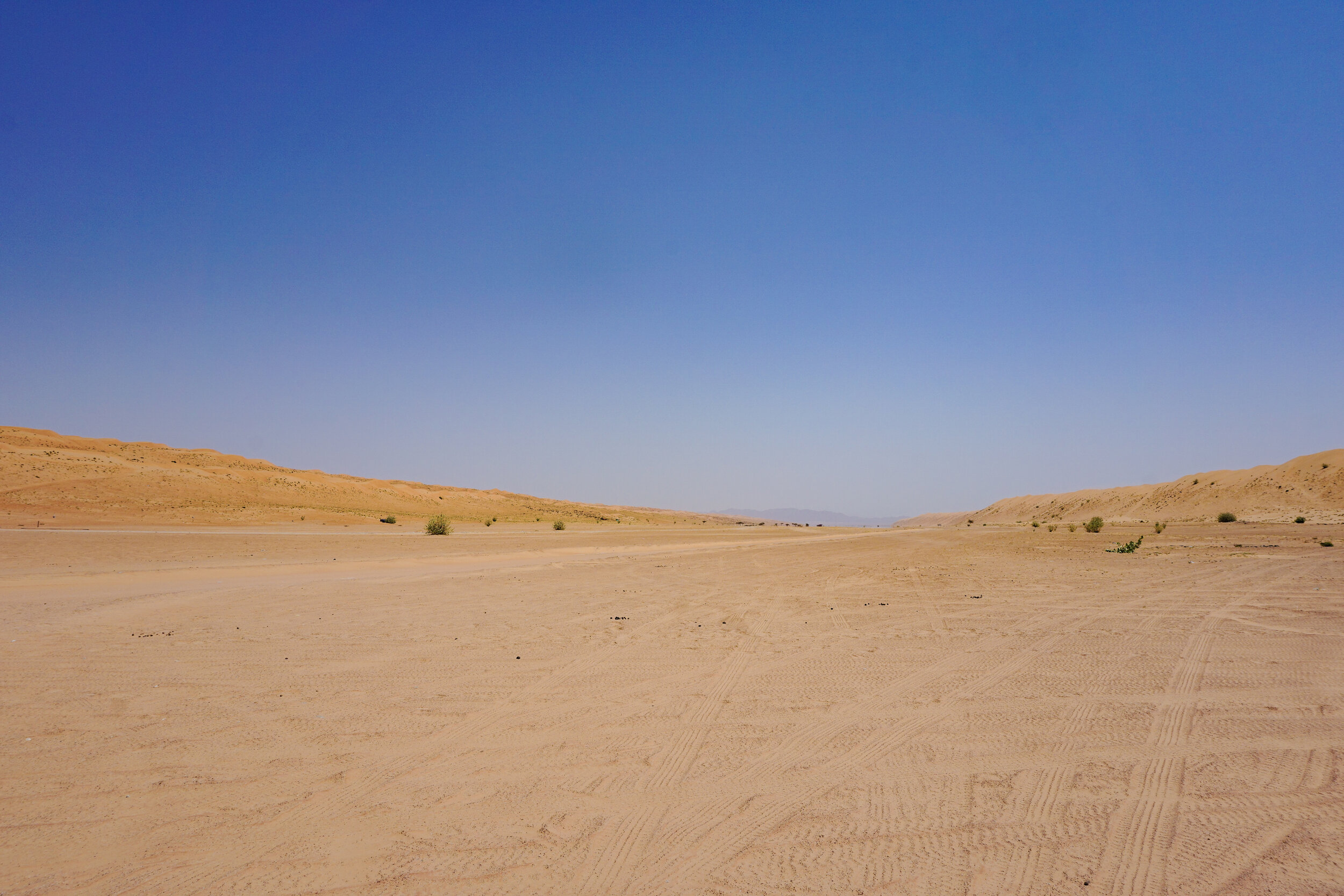 Road-to-Desert-Nights-Camp-Oman-Wahiba-Sharqiya-Sands.jpg