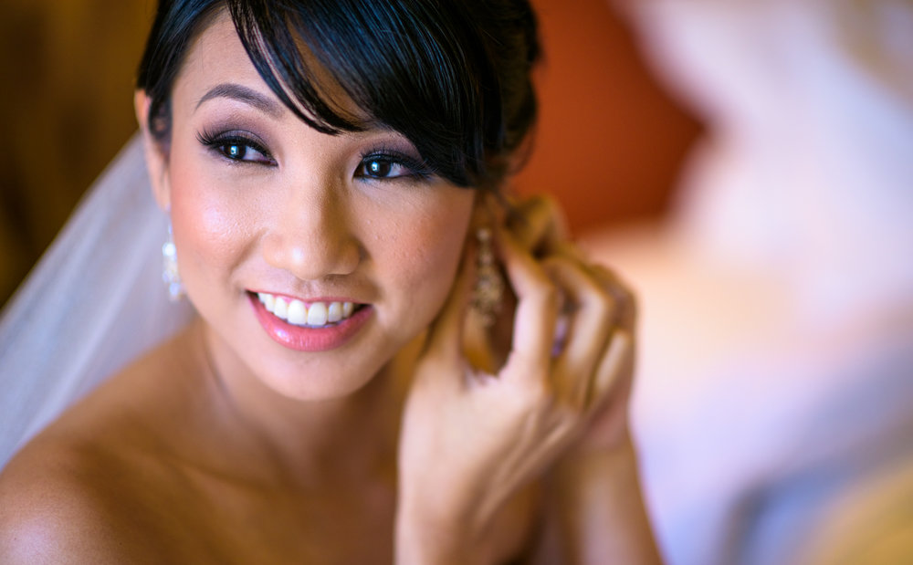 Bride getting ready at Hilton Hawaiian Village