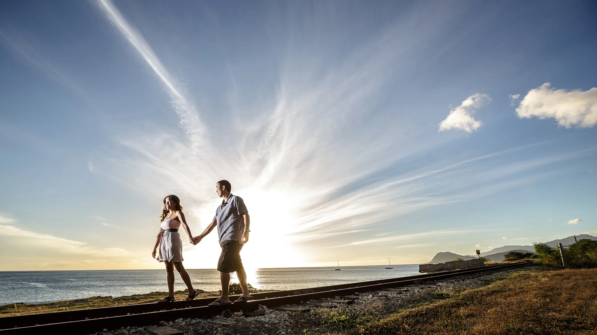 Engagement session at sunset. Ko’Olina, Hawaii.