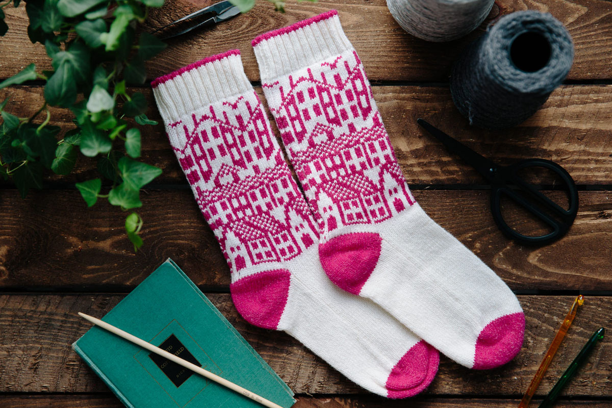 socks pink ivory1.jpg