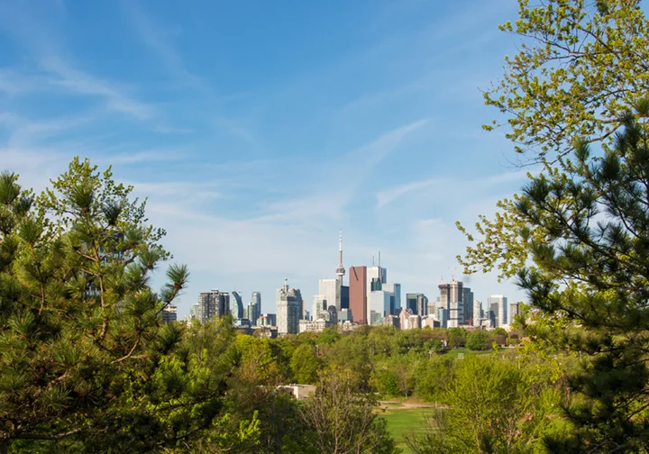 Active-Tour-Guided-Toronto-Park.jpg