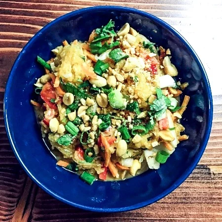 SPAGHETTI SQUASH PAD THAI
