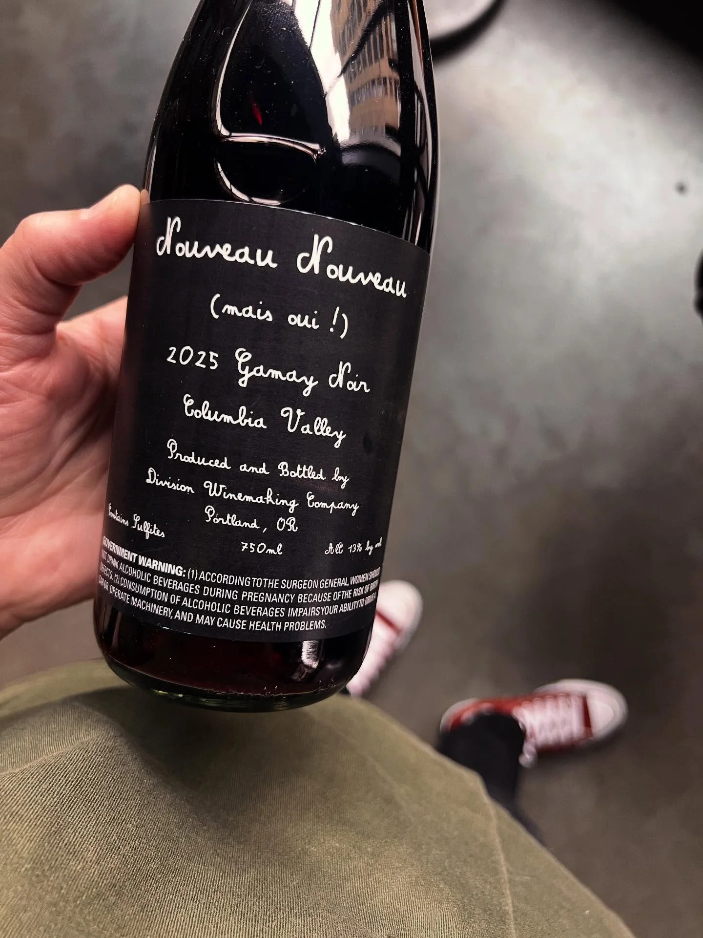 .
Well, today's the day!! Beaujolais Nouveau Day!!!! 

Now in true @nathaliewinebar fashion, we don't play by those rules... and this isn't wine made in France 🇫🇷 🤷🏻 BUT IT ISSSSSSSSSSSS a #tastyaf Gamay Noir made in nouveau style by one of our f