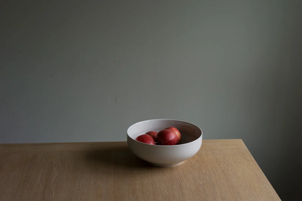 Ditt bord, mine epler. Courtesy of Morten Andenæs and Galleri Riis, Oslo