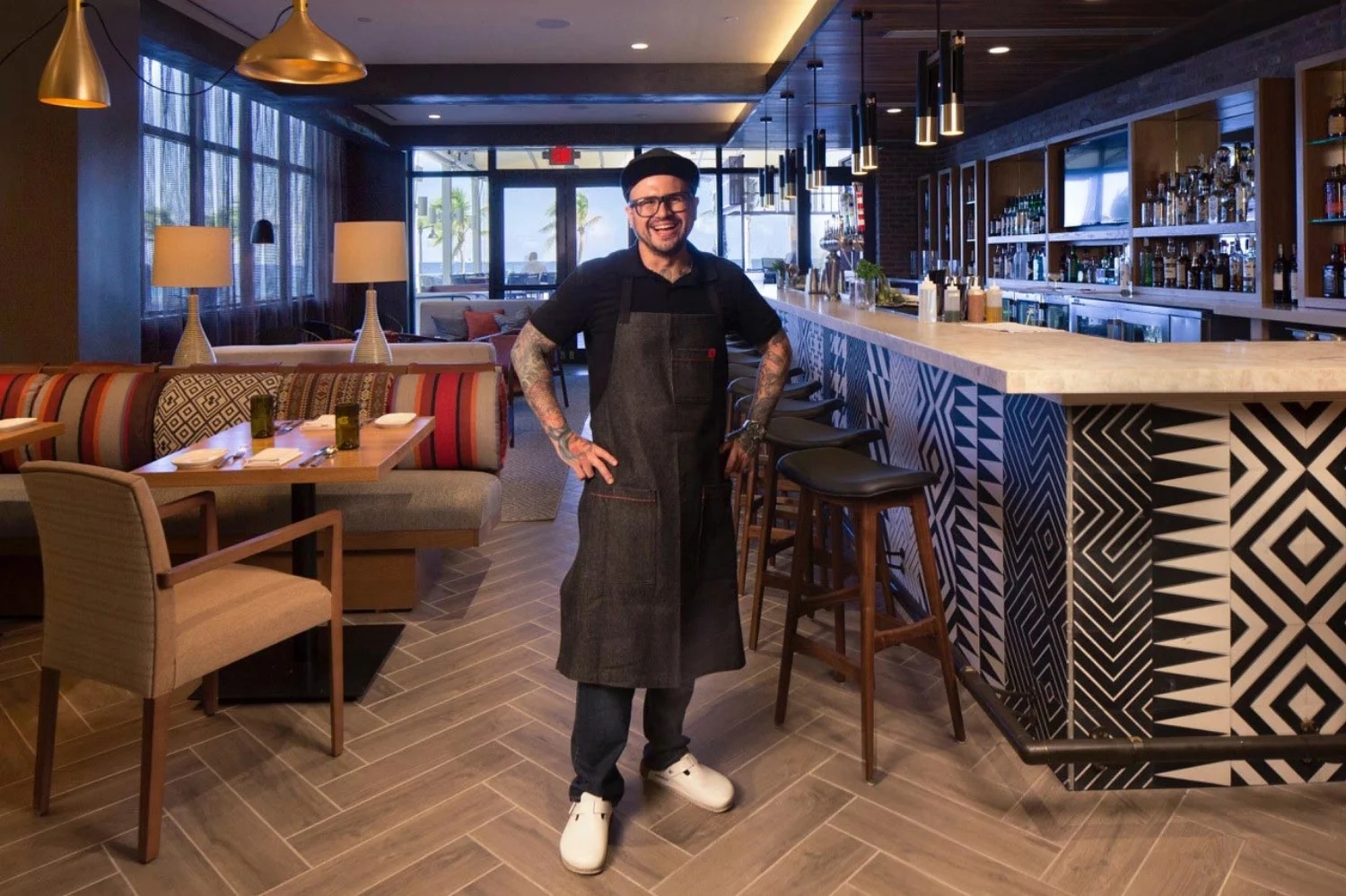 Lona Chef Pablo-bar.jpg