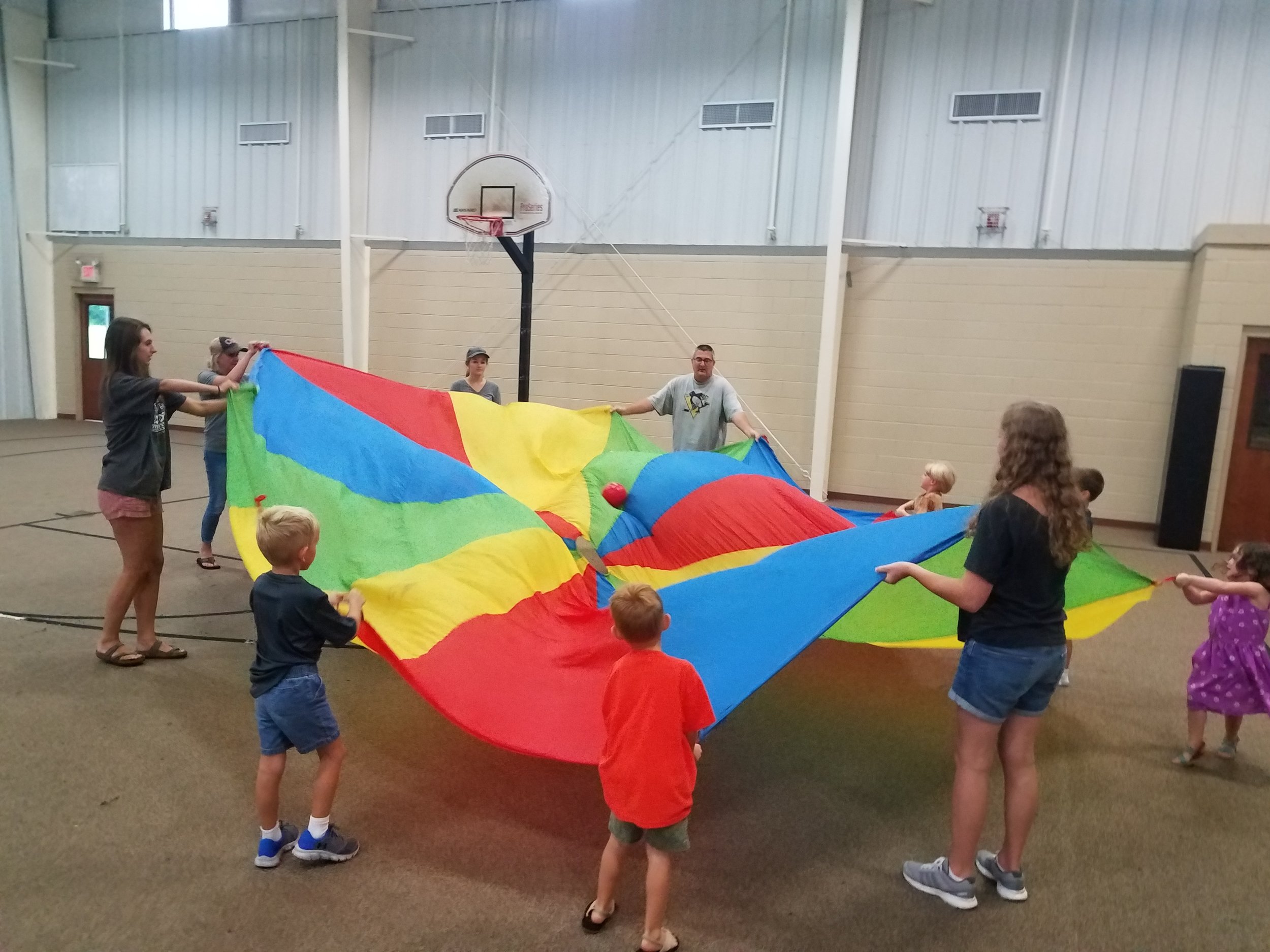  Francie Parker, CJ Falcione, and other volunteers from Gateway Baptist host  5-Day Club®  for children at Gateway Baptist Church .  