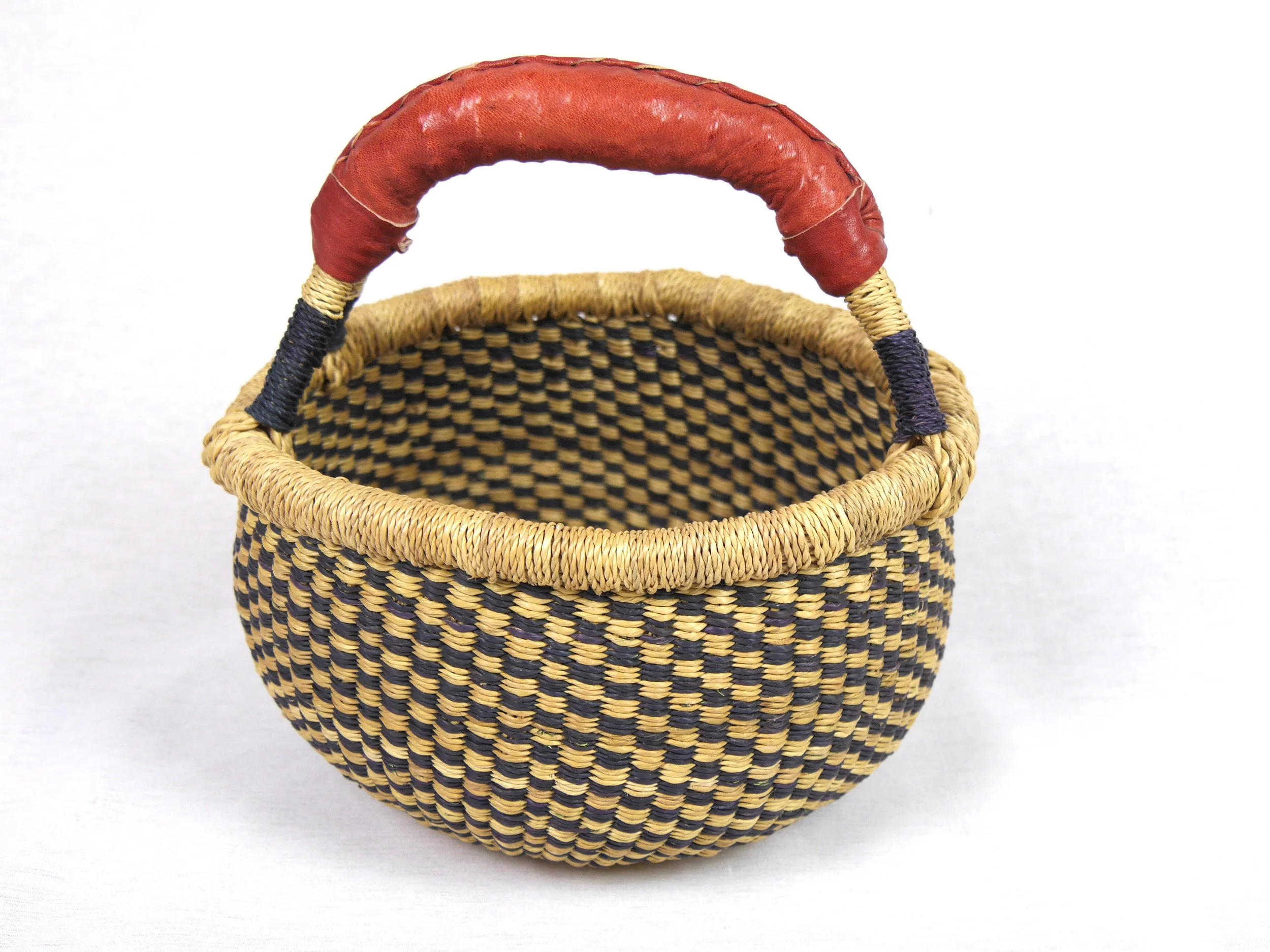 Black&Natural Round Basket
