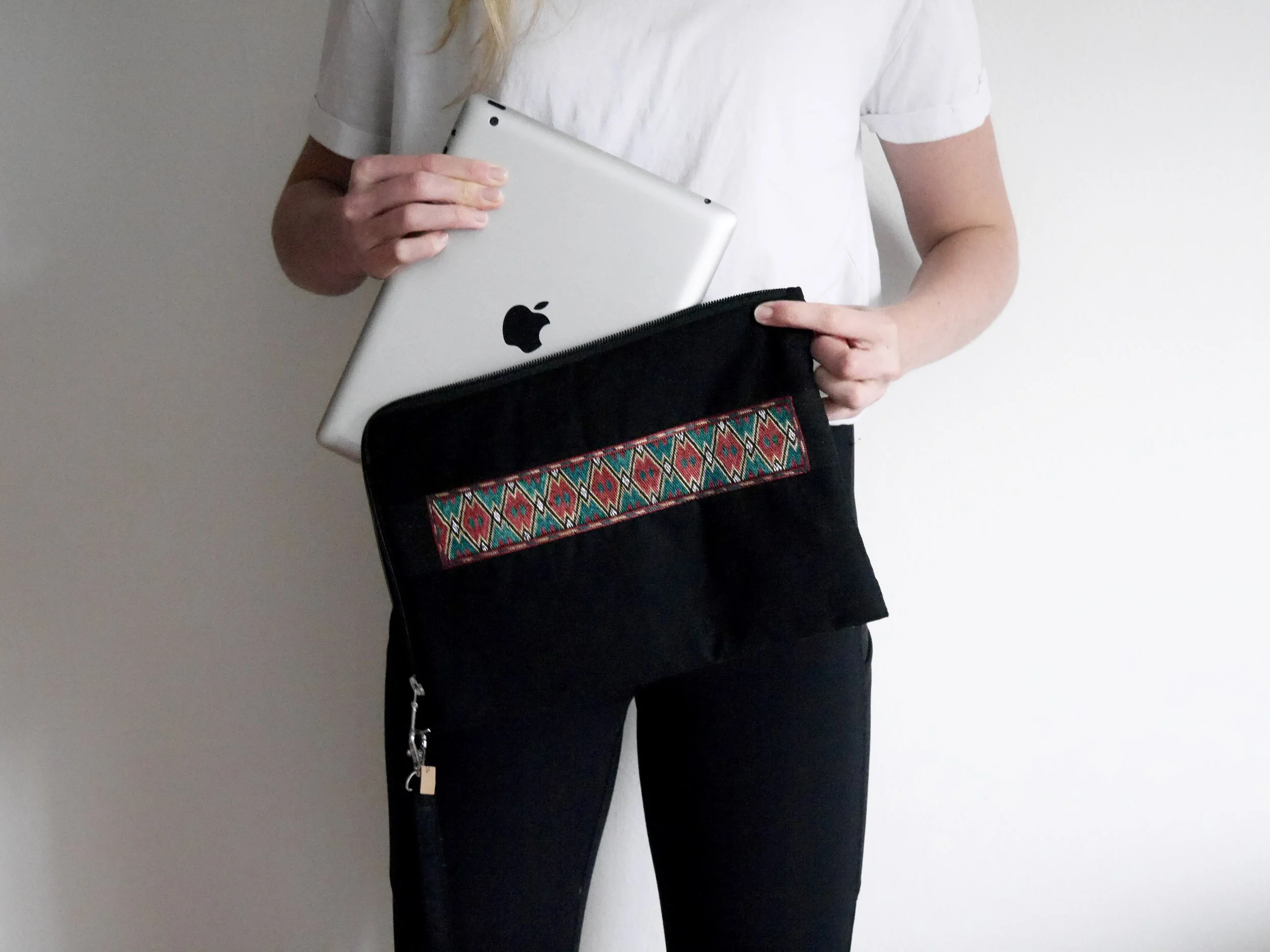 Zardozi Ipad Case