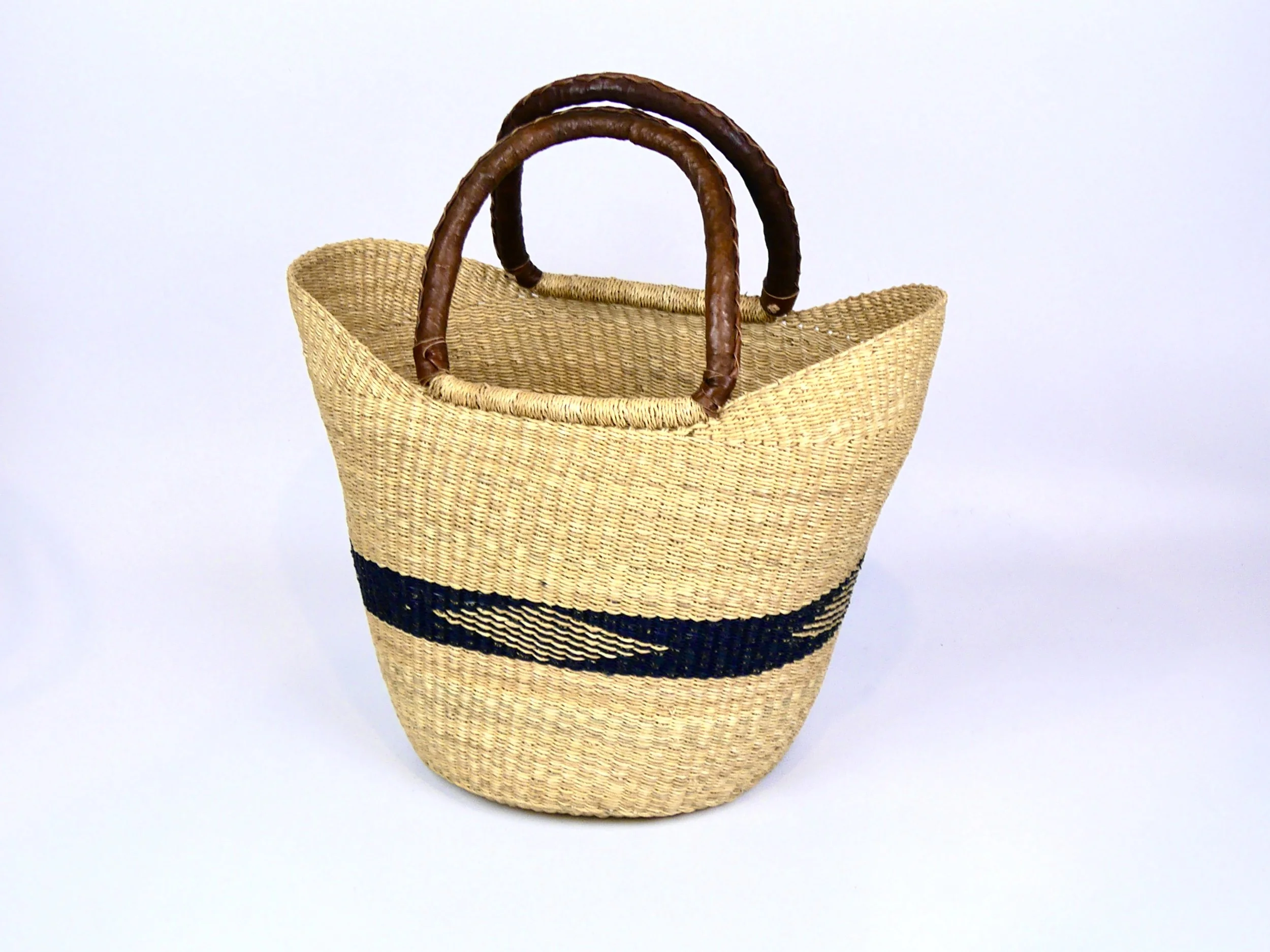 Monica Shopping Basket