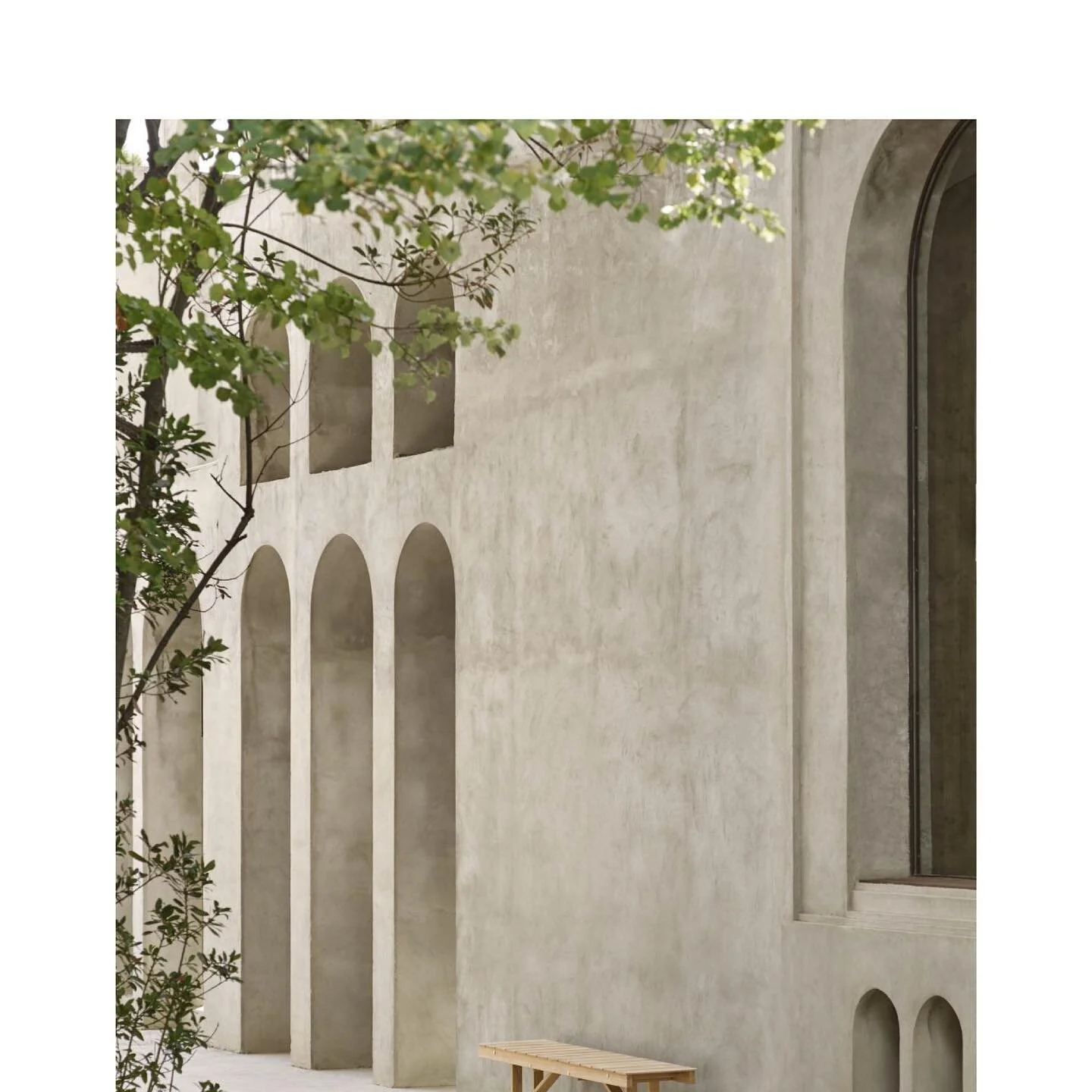 Vacation mode ON and that only means one thing — loosing yourself in the wondrous world of @pinterest 
.
.
.
.
.
.
#architecturelovers #archidaily #archilovers #pinterestinspired #instamood