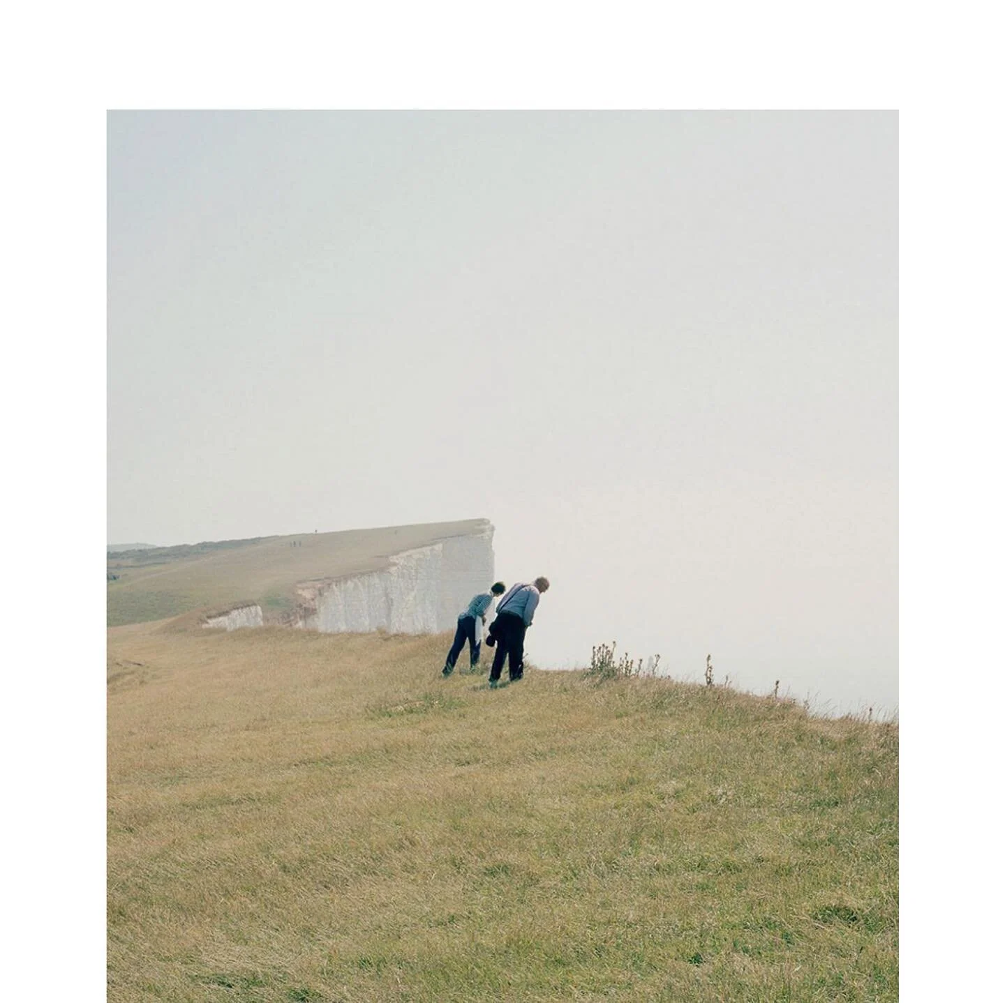 If you think adventure is dangerous, try routine. It is lethal.” – Paulo Coelho
.
.
.
.
.
.
.
.
๐ธ @tobycoulson 
#sundaymusings #sundaymornings #sundayvibes #motivationalquotes #paulocoelho #motivação #unsplash