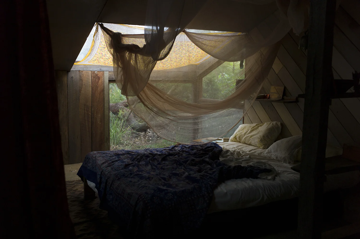 B_SandosBedroomBLUE.jpg