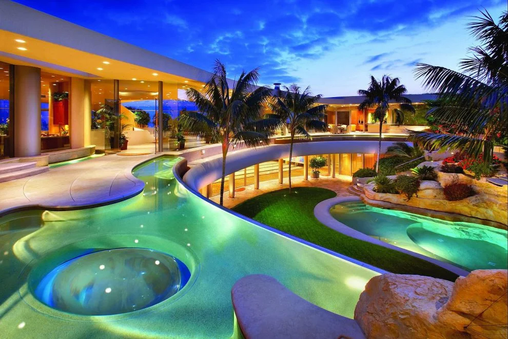 pool.jpg