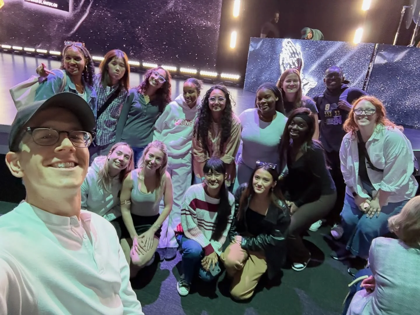 We weren&rsquo;t able to meet on campus this Tuesday, but we are very thankful we still got to gather and worship together @theriver.worship 

Here&rsquo;s our signature group selfie and a 0.5 😂

#torontomet #torontometropolitanuniversity #tmu #toro