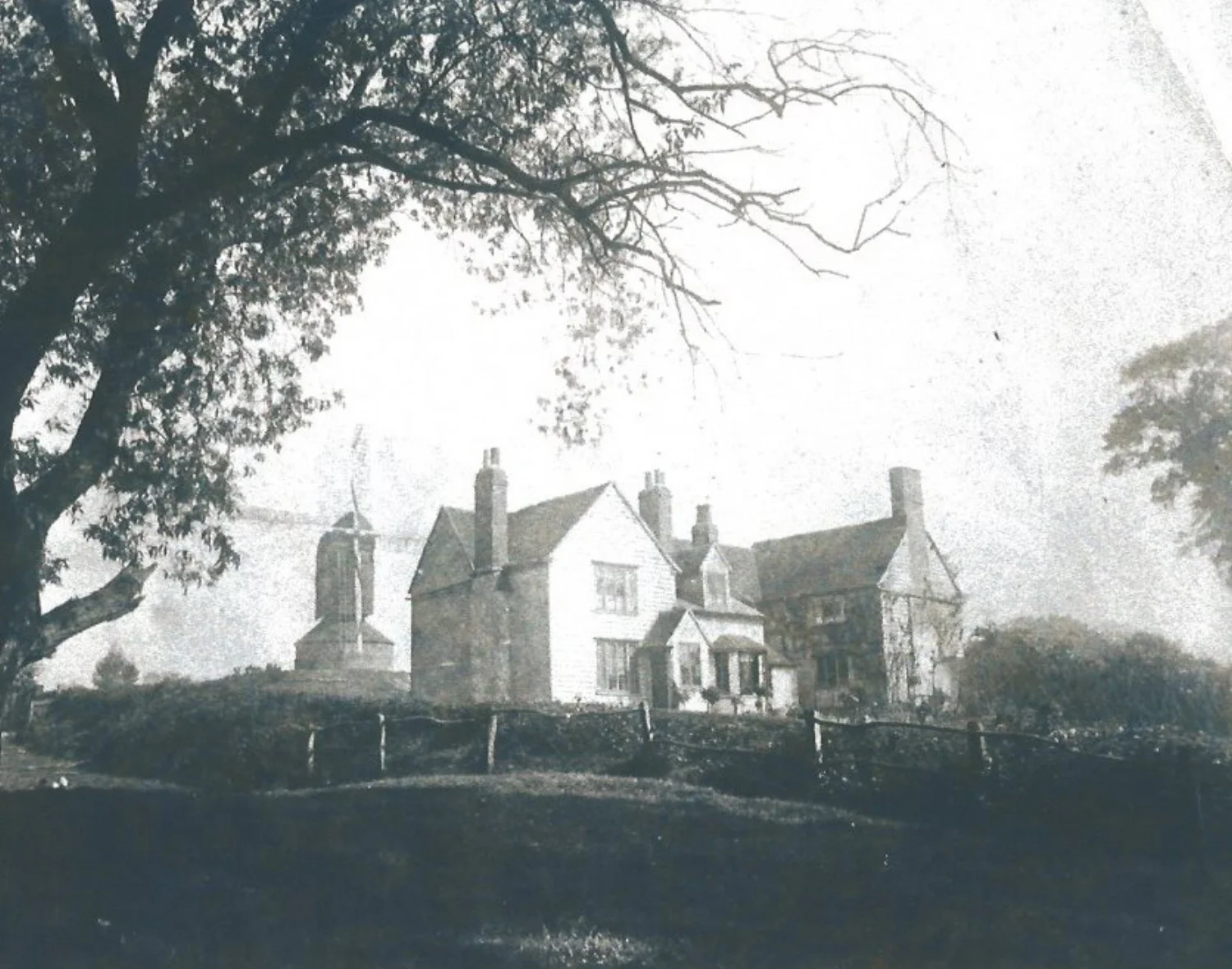 Mill Cottages and Mill. Reproduced by kind permission of Roger Green