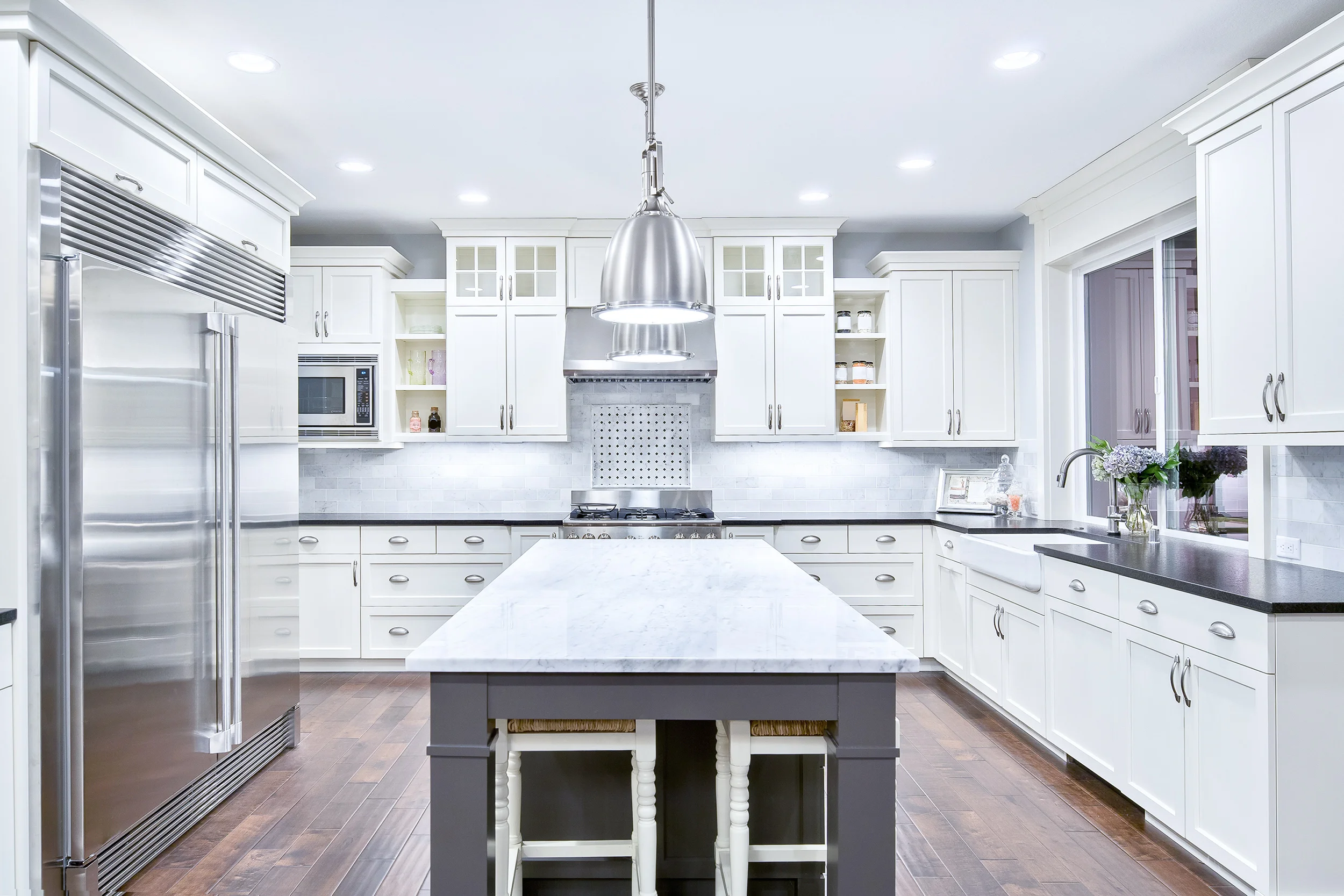 medium kitchen.jpg
