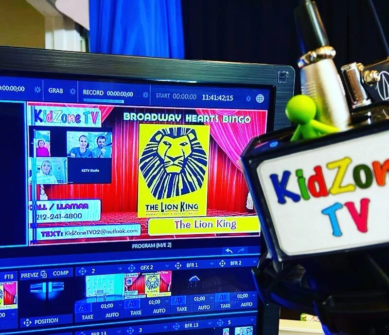 KidZone TV 💙⁣
⁣
We have been visiting with our incredible friends @kztvlive and @mountsinaipediatrics for 6 years! 🎉⁣
⁣
We couldn&rsquo;t be more grateful to have such an extraordinary team to work with. We love you Lu and Mathea! 💙⁣
⁣
#broadwayhe