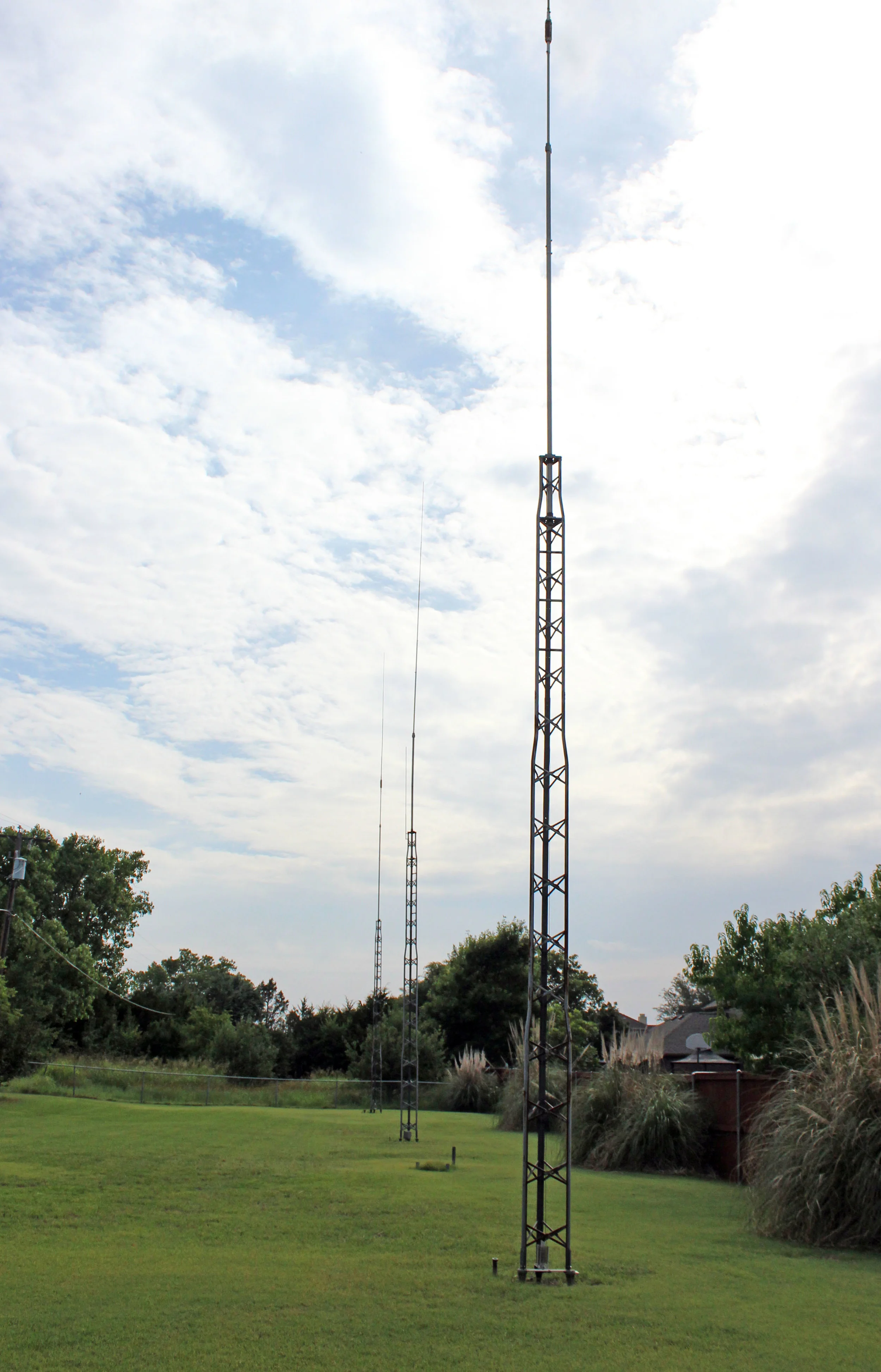 Dick Sander three antennas.jpg
