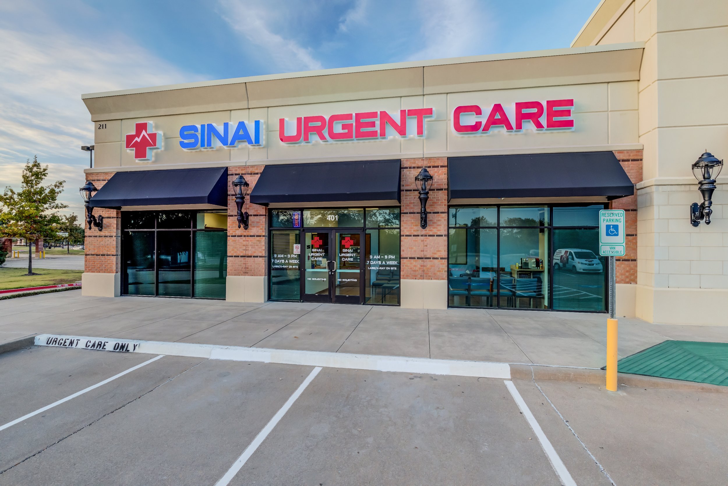 Sinai Urgent Care is located at 211 East FM 544 in Murphy.