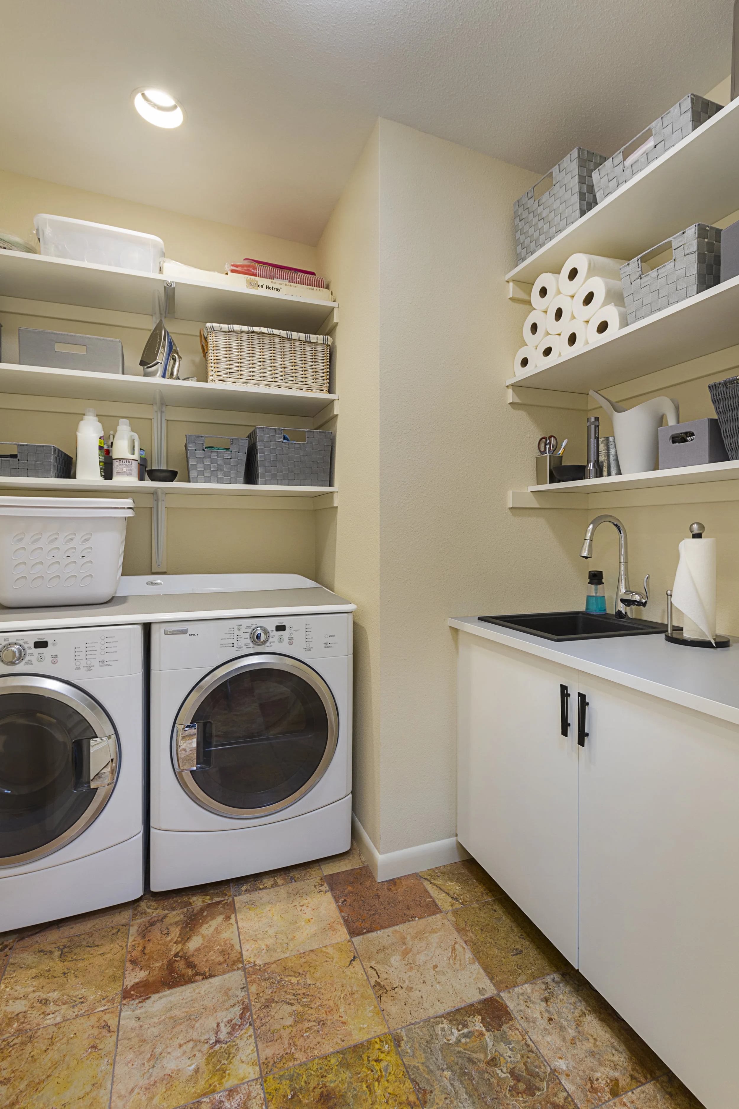 Laundry 3.jpg