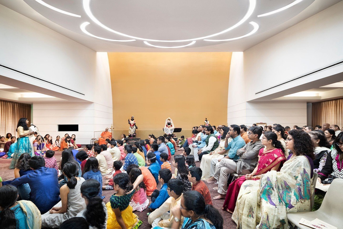&quot;The Chinmaya Mission Austin puts simple architectural forms to exceptionally strong use, drawing from traditional typologies in new&mdash;and almost shockingly powerful&mdash;ways. The structures evoke the traditions of Hindu culture while disp