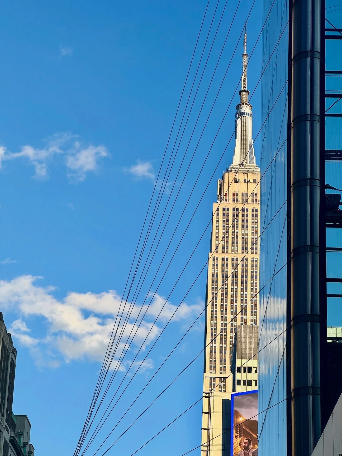 Sharing more #MRAtravels&mdash;this time from associate Bud Franck&rsquo;s trip to New York City:

1. Empire State Building (1930)
2. Moynihan Train Hall (2021)
3-4. Lincoln Center (1962-66)
5. Brooklyn Central Library (1941)
6. Brooklyn Museum (1897