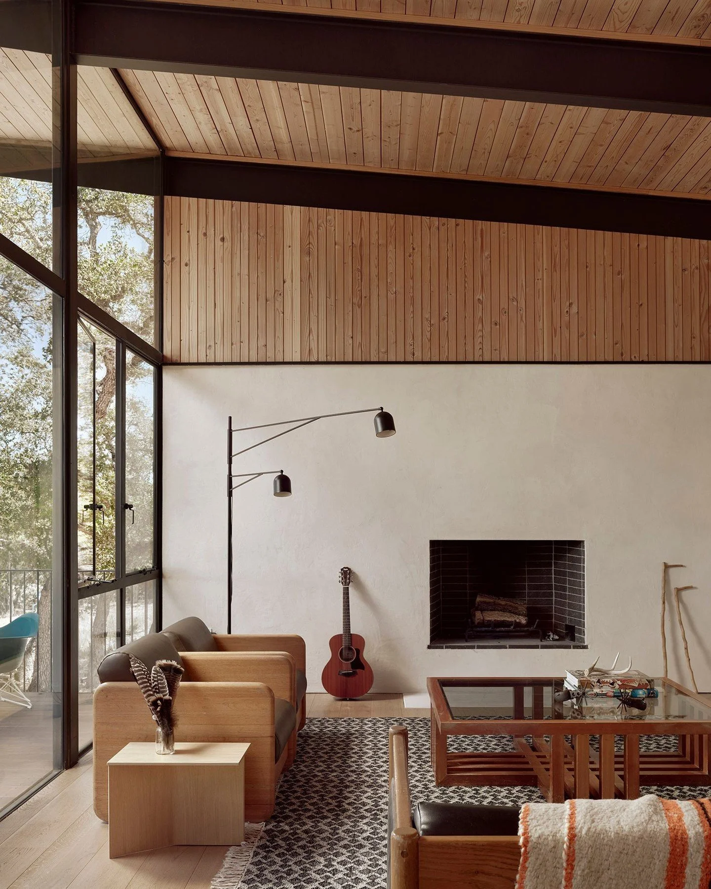 Happy Thanksgiving to our family, friends, clients, contractors, and consultants! #MiroRiveraArchitects 📷 @caseycdunn