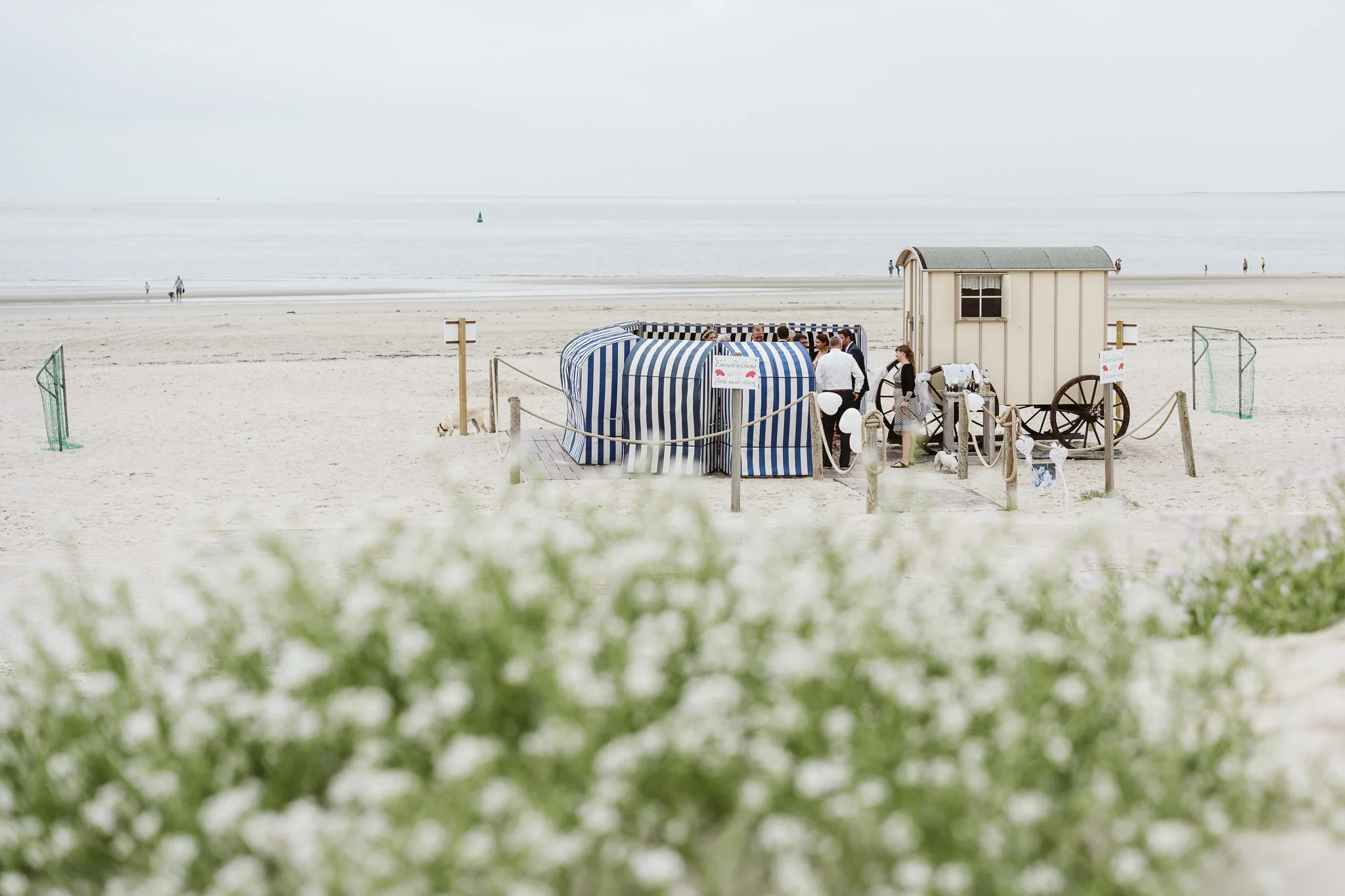 Franzi und Thilo - Hochzeit im Badekarren 