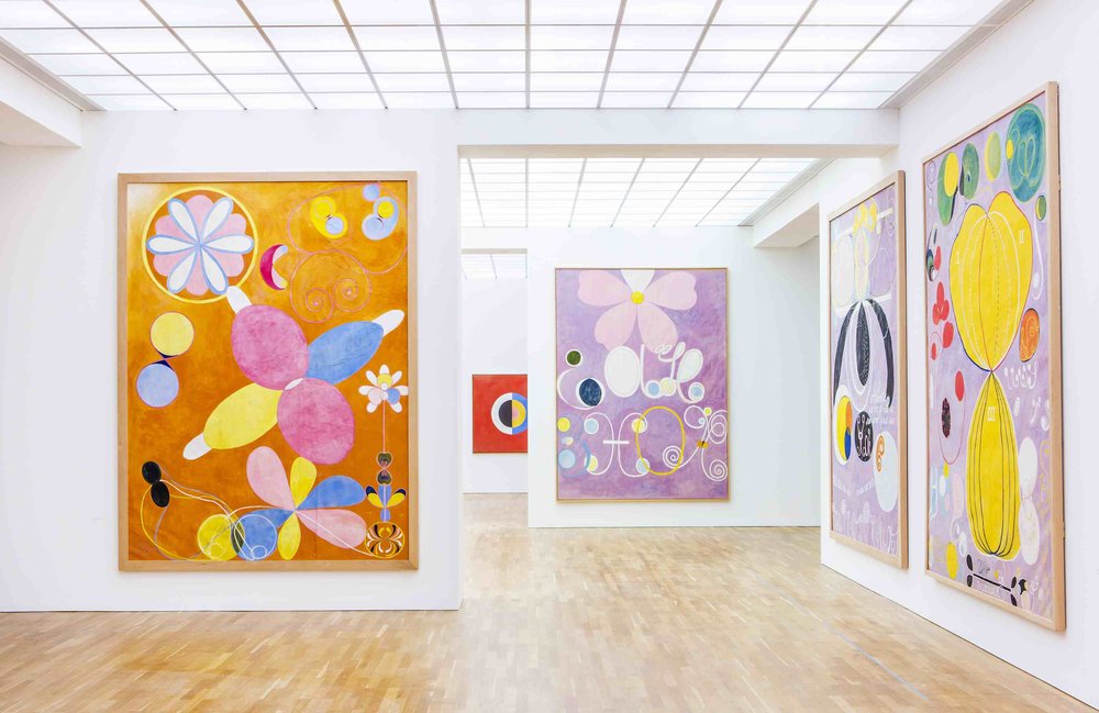 07_HilmaafKlint_InstallationsansichtimHamburgerBahnhof_hamburger-bahnhof_hilma-af-klint_pioneer-of-abstraction.jpg