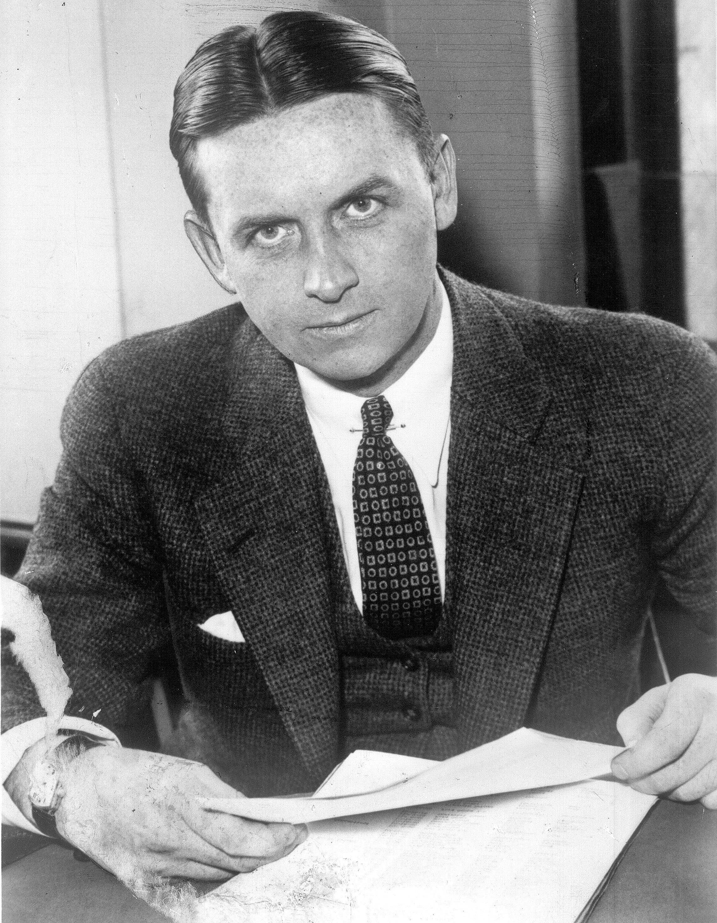 Eliot Ness (Click for more)
