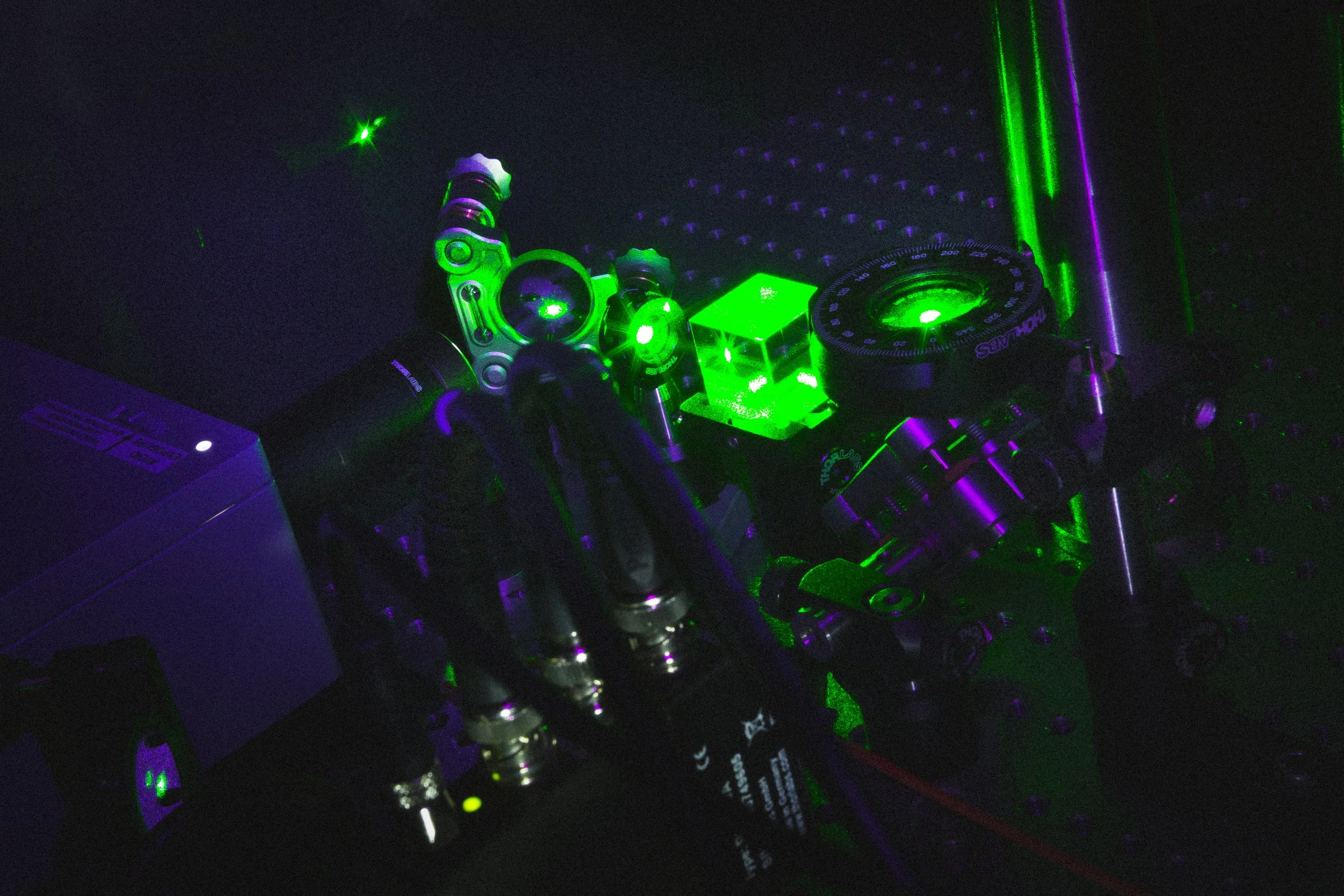 Lasers_WalsworthLab_02222022_JC_4599.jpg