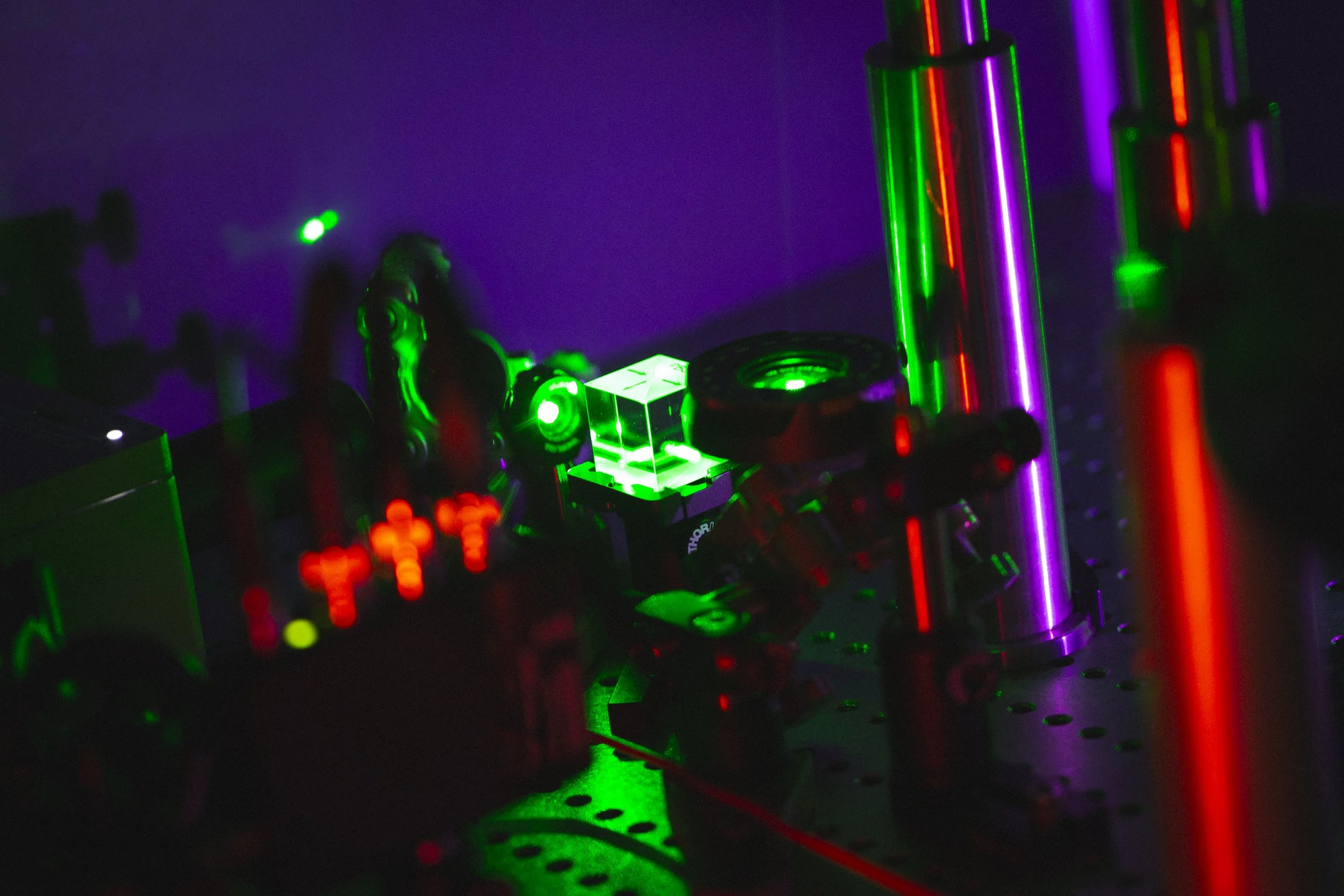 Lasers_WalsworthLab_02222022_JC_4533.jpg