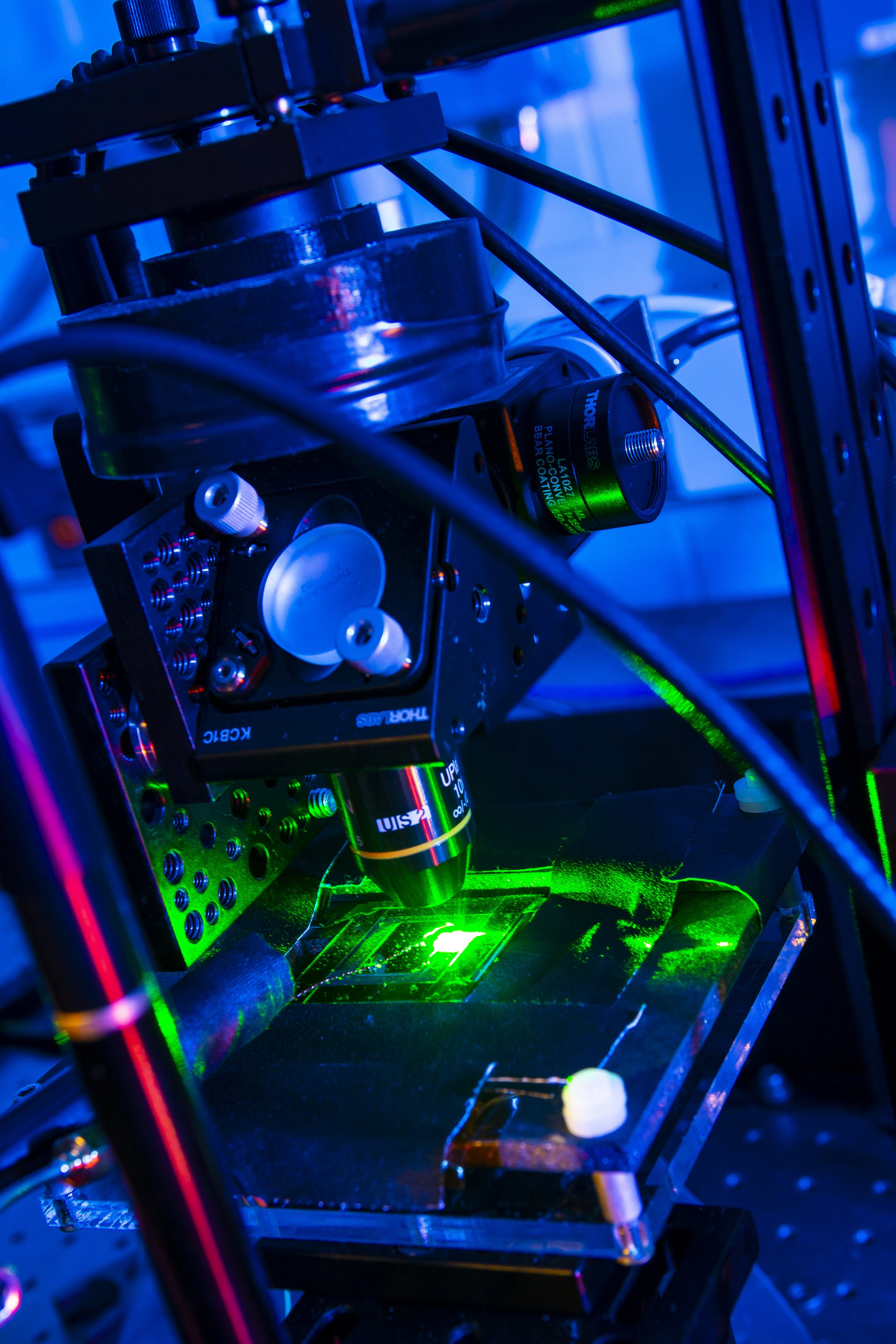 Lasers_WalsworthLab_02222022_JC_4497.jpg