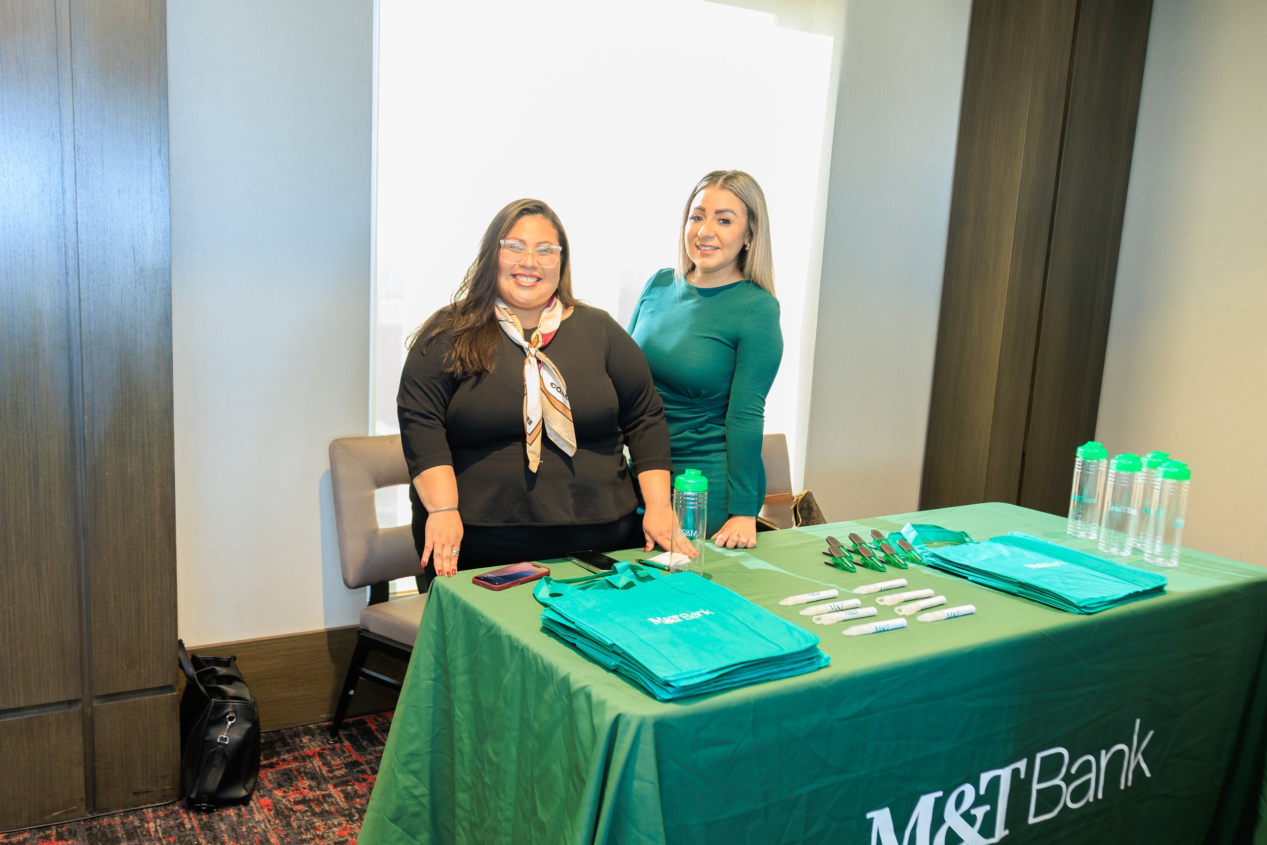LatinoBizBreakfast-12.jpg