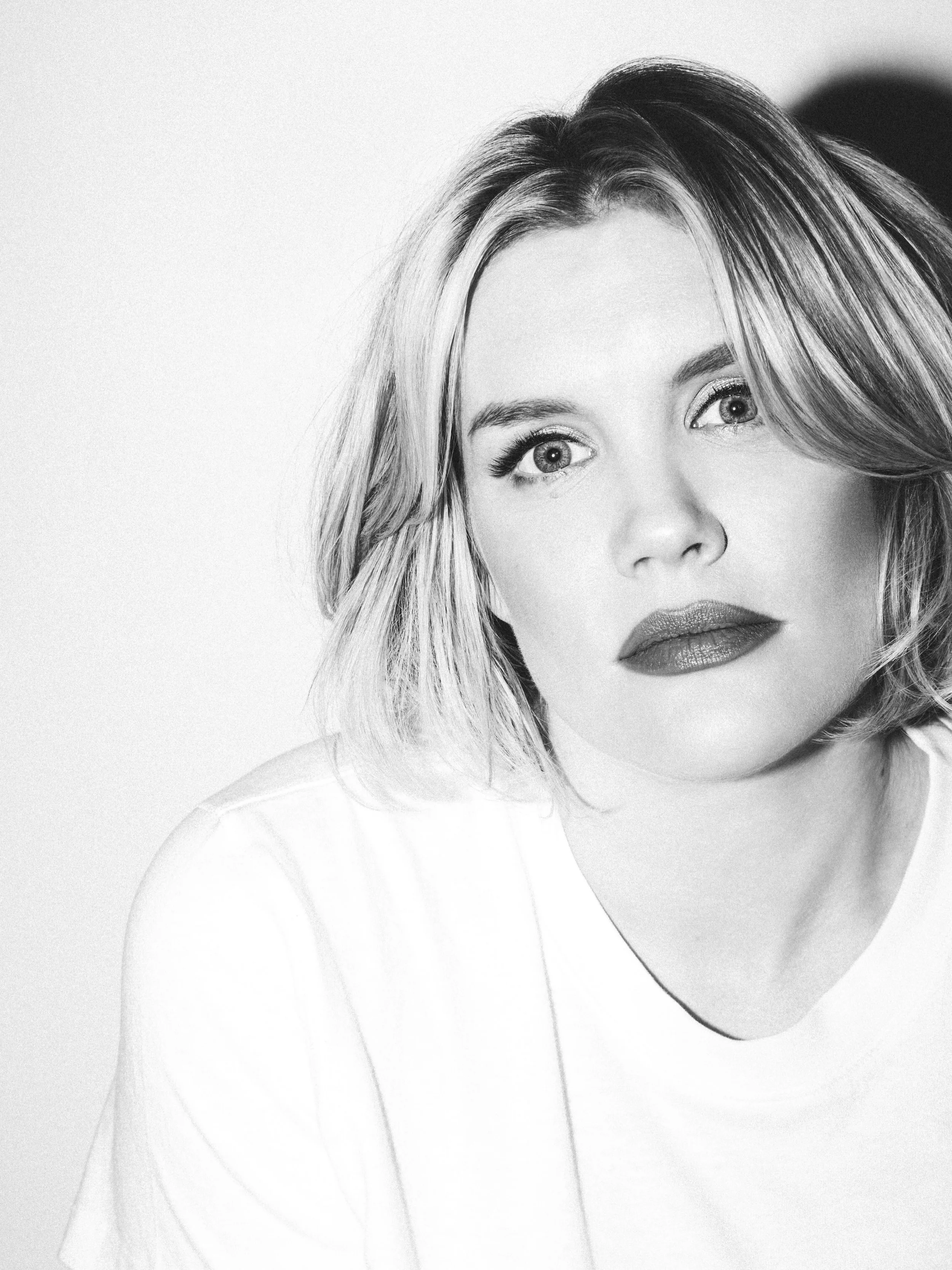 Welcome Emerald Fennell to @superprimefilms for global representation!

Emerald has built a body of work that combines captivating world-building with fearless storytelling, creating films that are at once elegant, unsettling, darkly funny and emotio