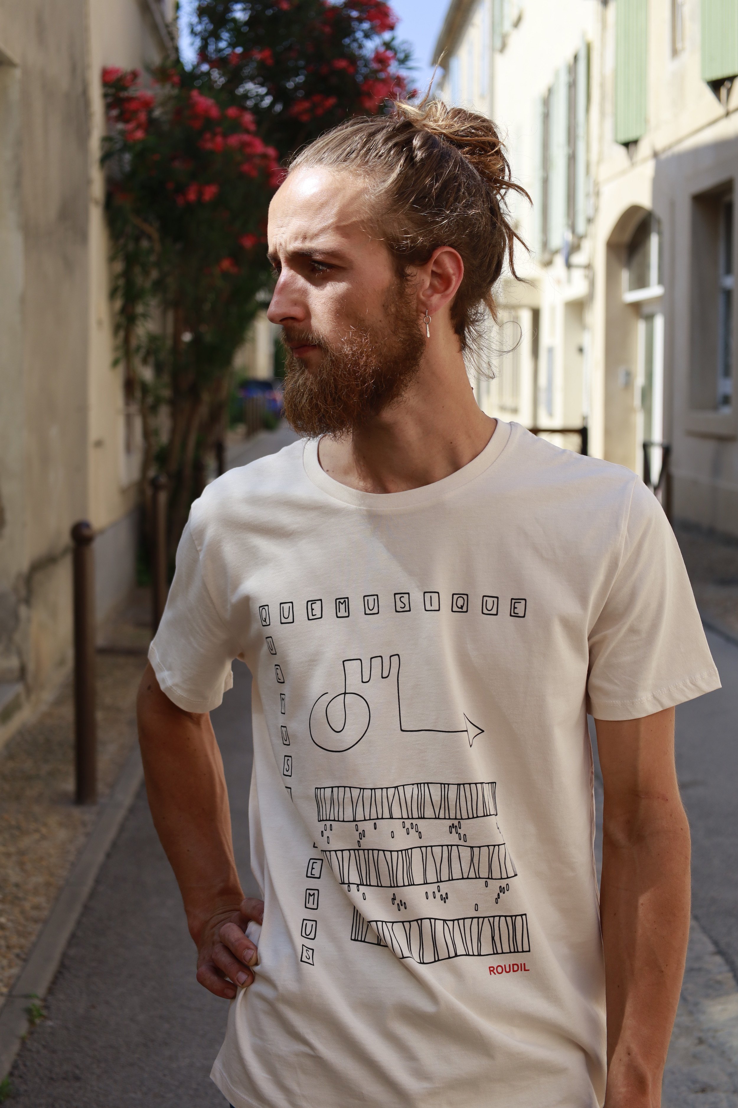 H Que Musique T Blanc Front.JPG