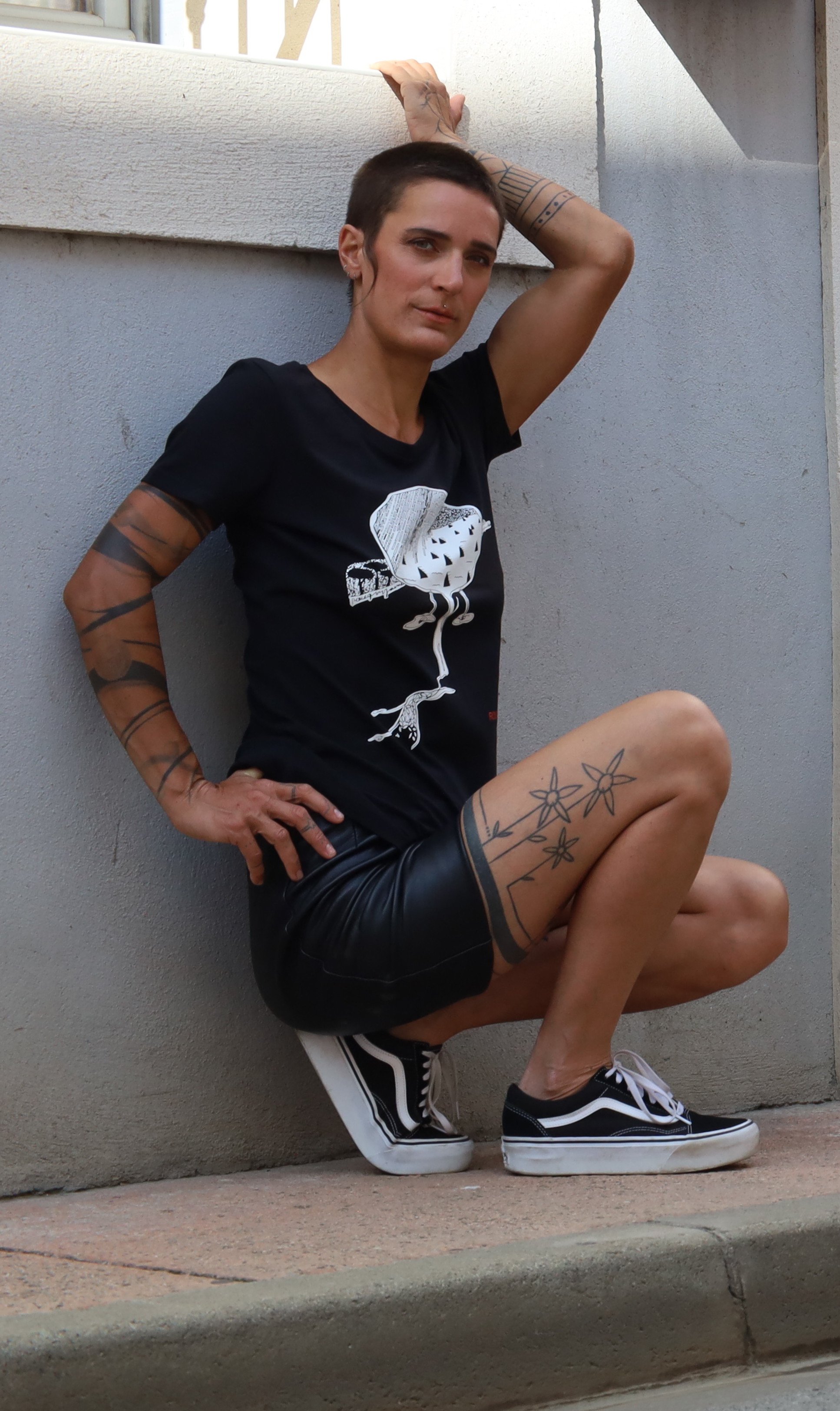 Femme Que Musique on copy.JPG