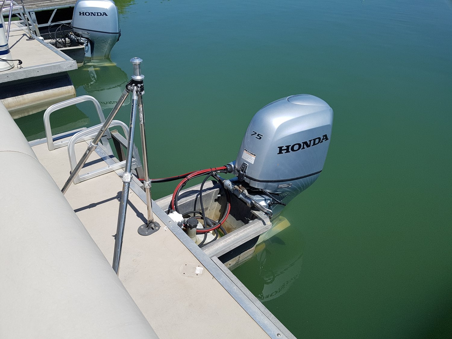 12 Passenger Deluxe Pontoon