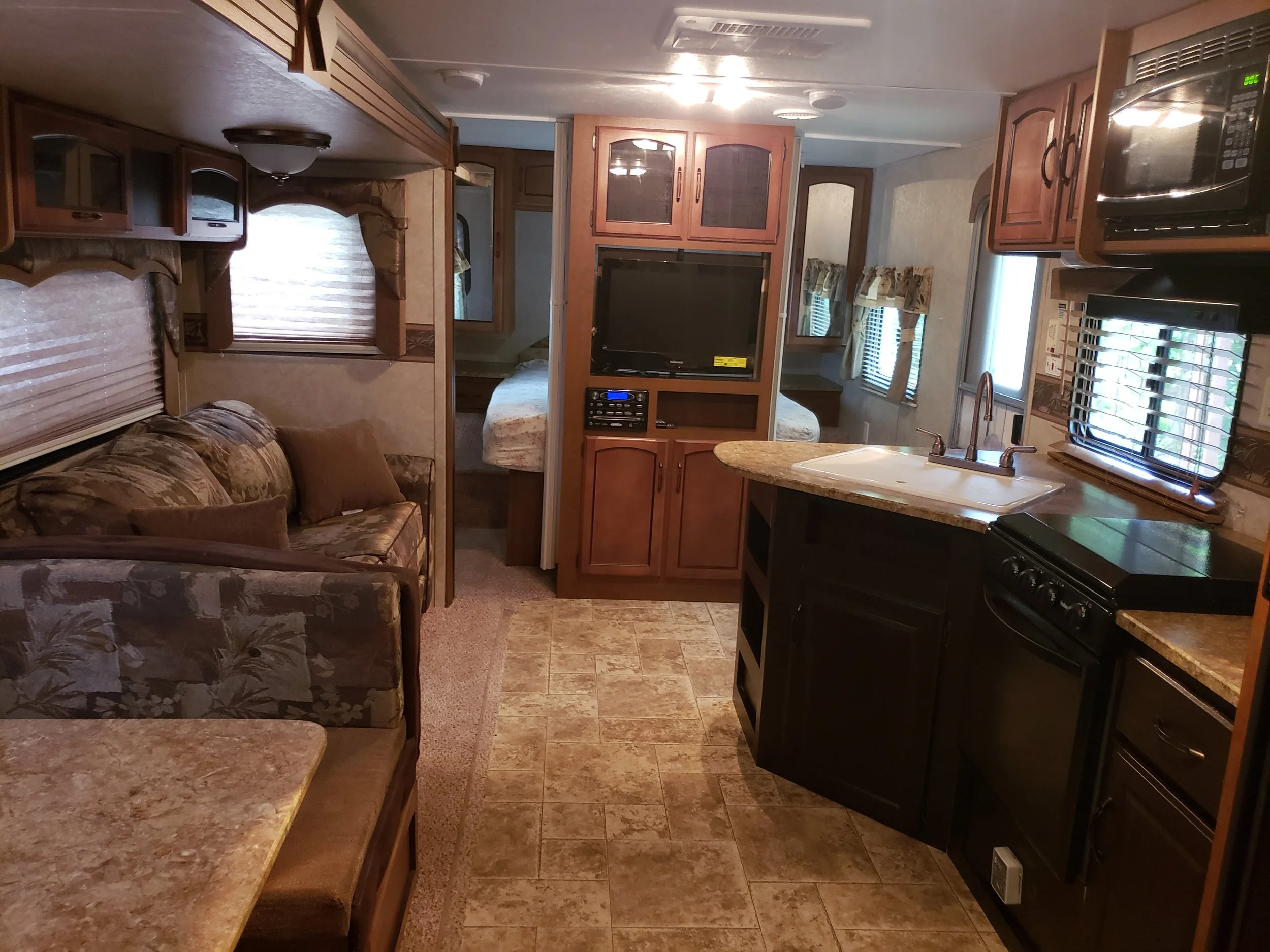 2012 Keystone Springdale 267BHSW - Inside#1.jpg