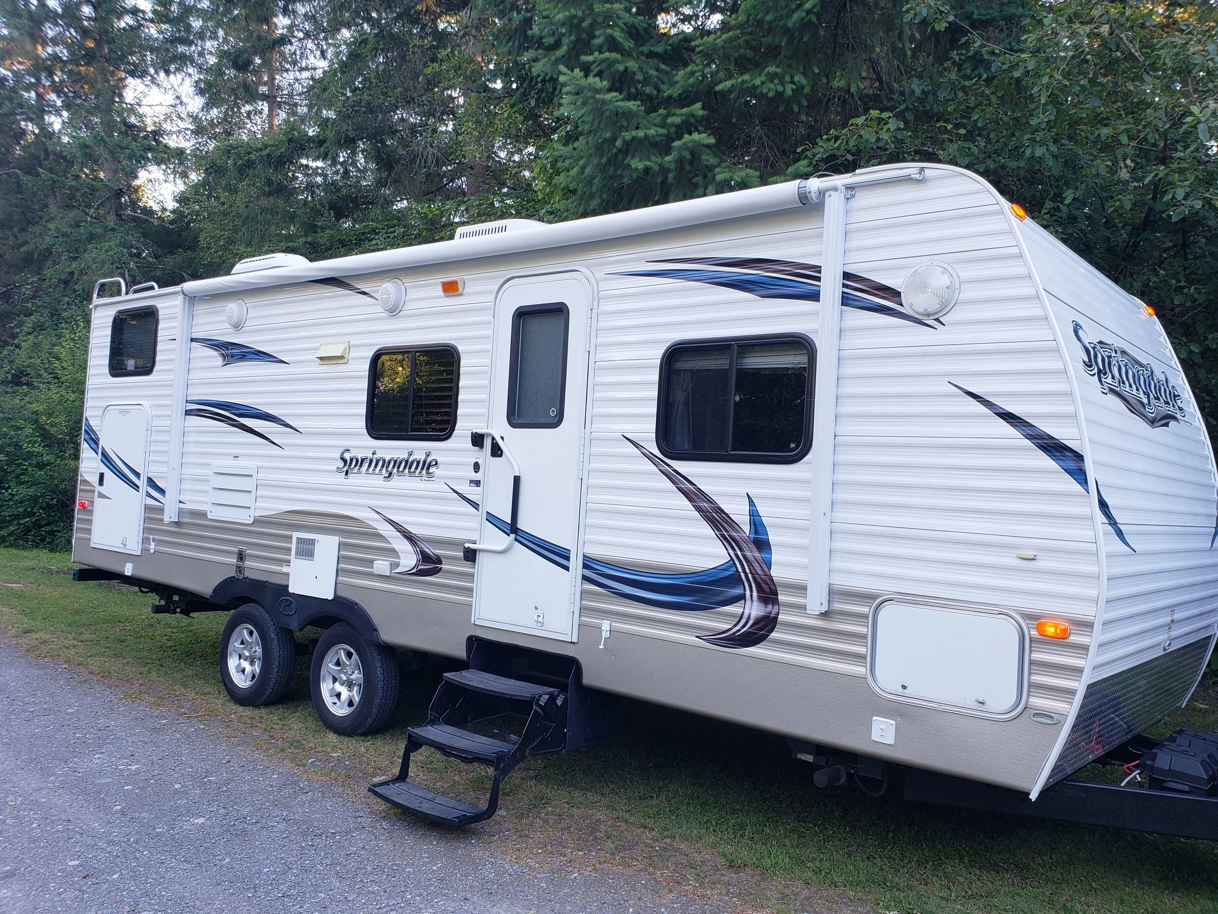 2012 Keystone Springdale 267BHSW - Outside#1.jpg