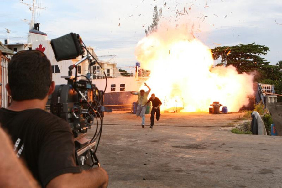 Burn_Notice_Explosion.JPG