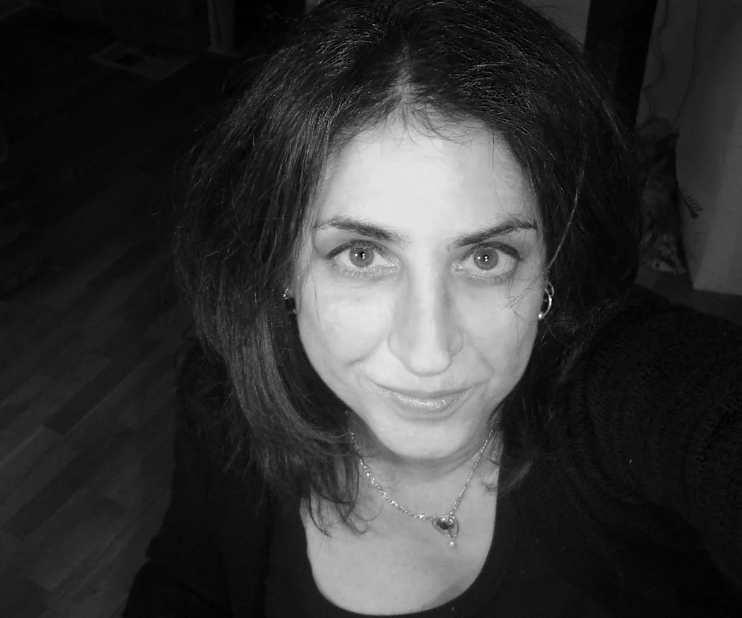 1me-908hair6-bw-w1050.jpg