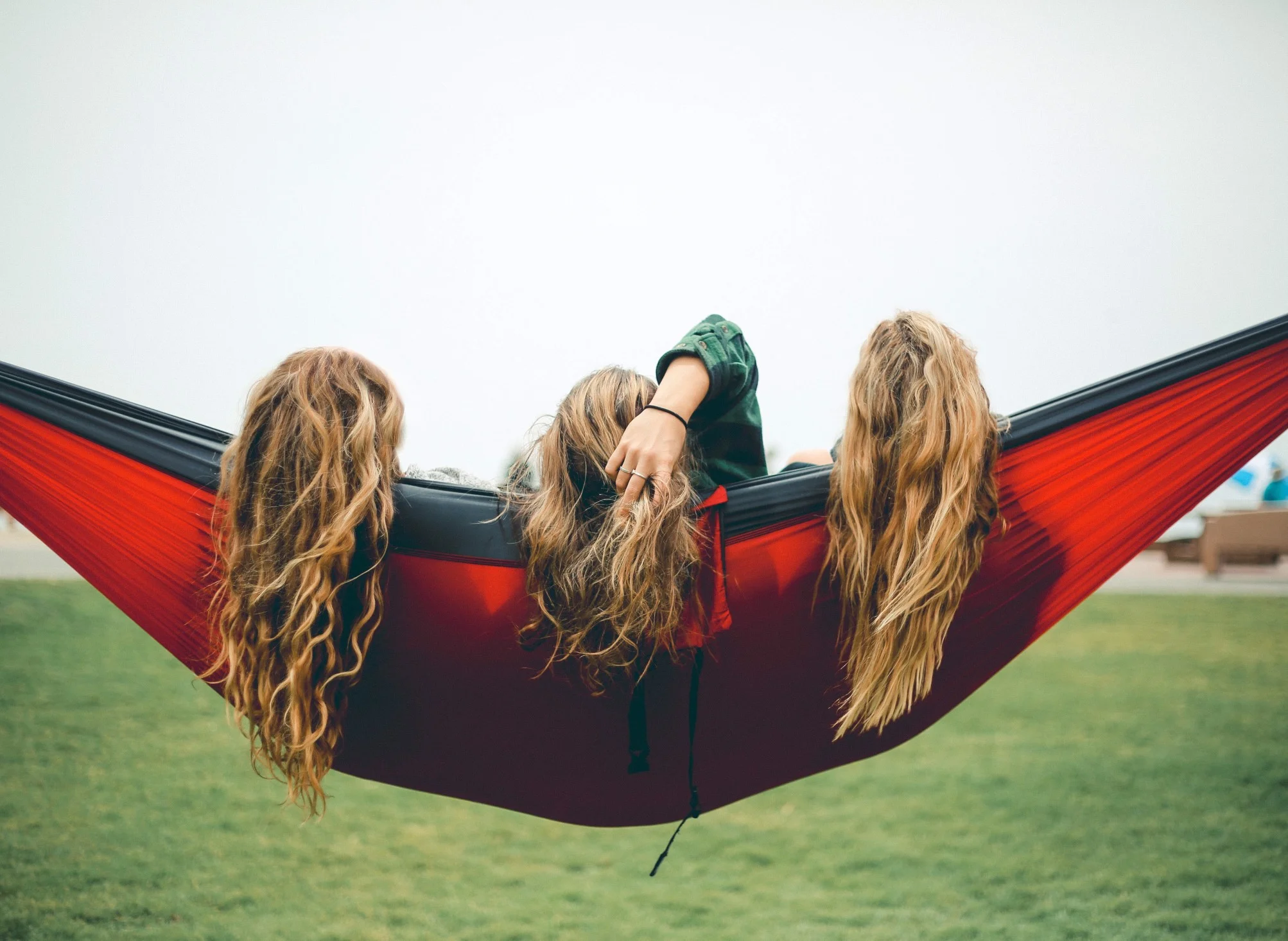 travel-beach-summer-california-color-friends-hammock-surf-youth-views-summer-party-outdoor-party_t20_b8mBJE.jpg