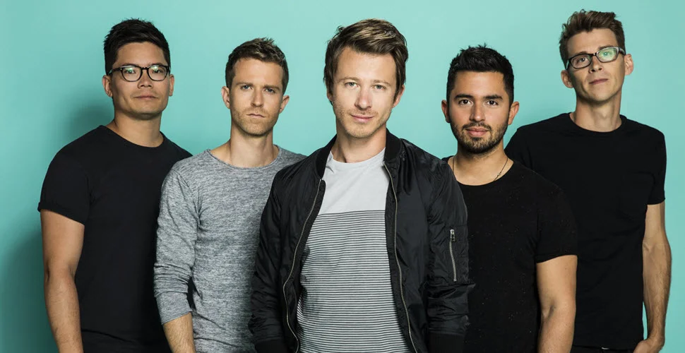 [REVIEW] The Struggle (Deluxe Edition) by Tenth Avenue North