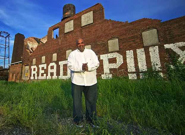 [INTERVIEW] Reggie Dabbs, 'We all have something deep inside that only Christ can fill'