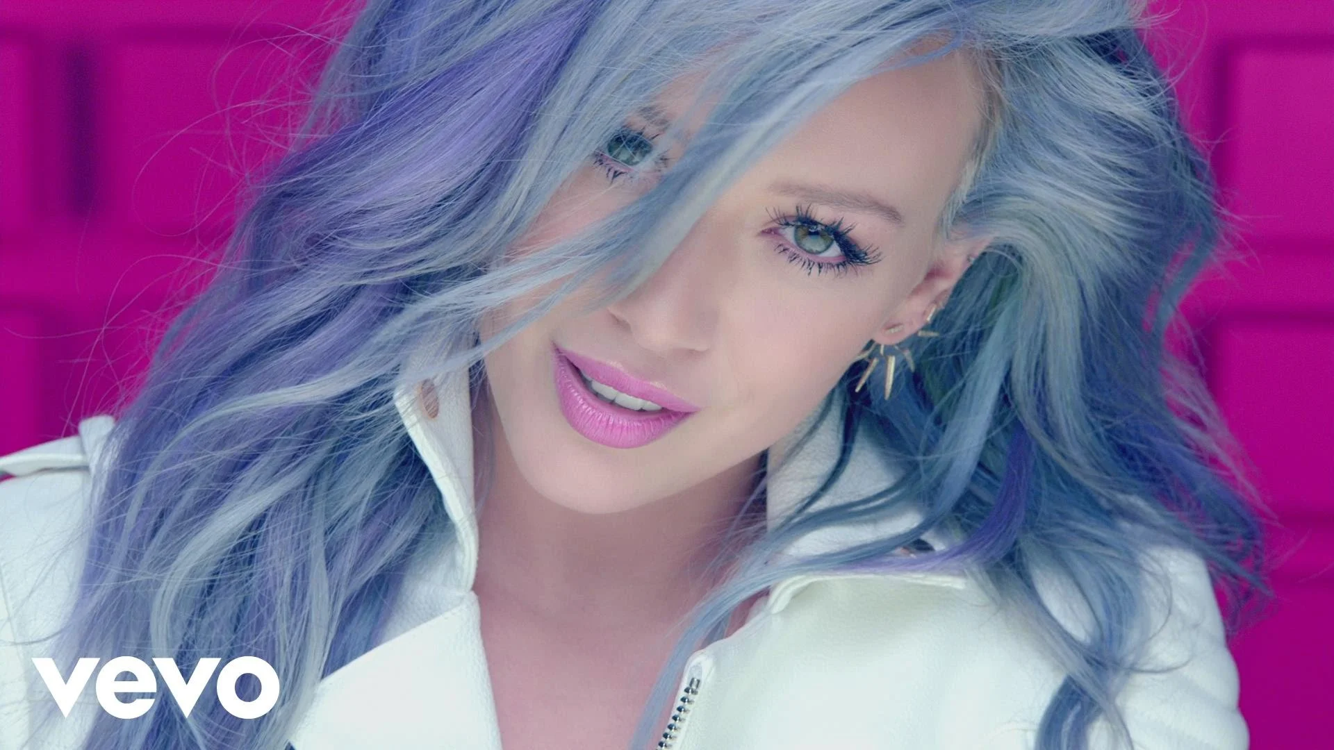 The amazing evolution of pop icon Hilary Duff