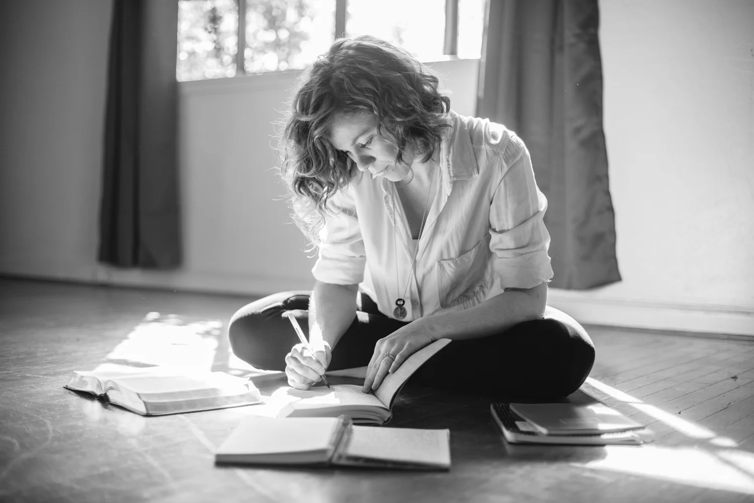 [REVIEW] The Undoing by Steffany Gretzinger