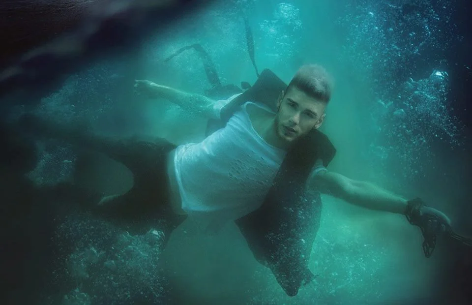 [REVIEW] Anchor by Colton Dixon