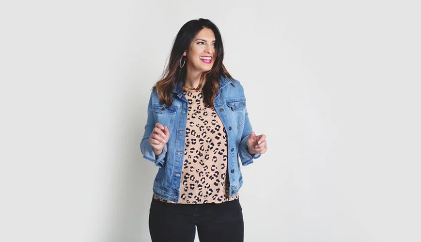 [REVIEW] In Pursuit of Love by Rebecca Bender